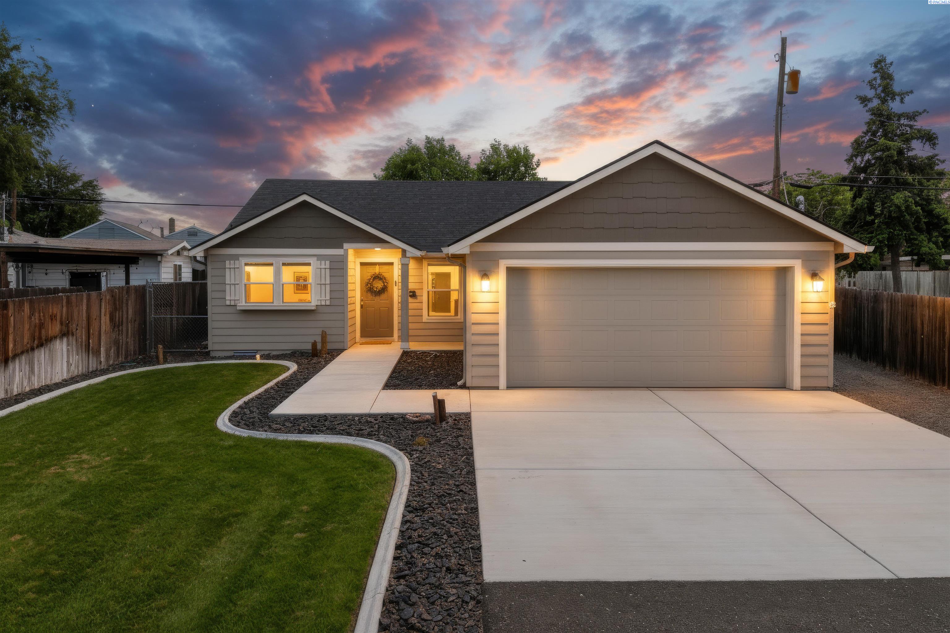 606 Sanford Ave, Richland WA 99352