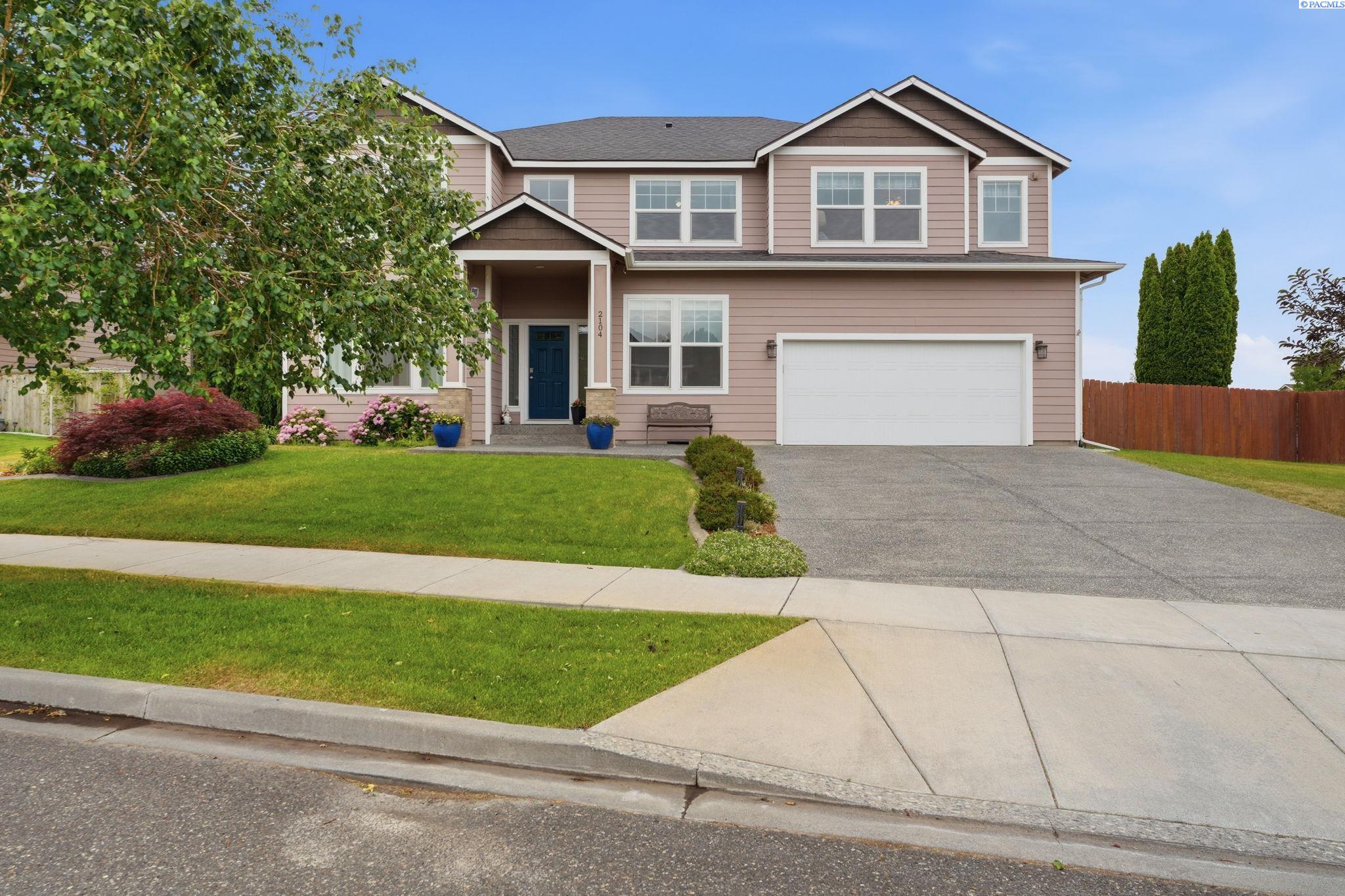 2104 S Sheppard St, Kennewick WA 99338