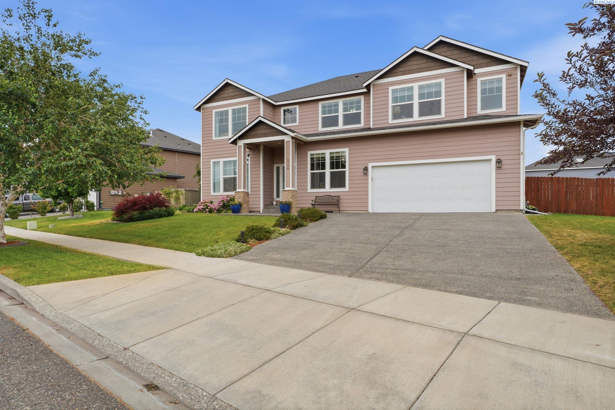 2104 Sheppard St, Kennewick, WA 99338