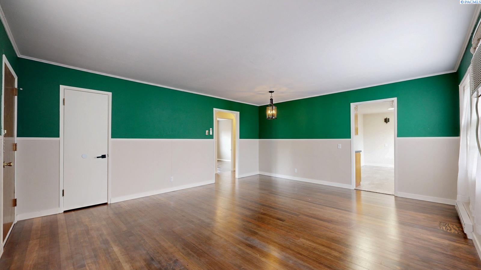 345 Sanford Ave, Richland, WA 99352
