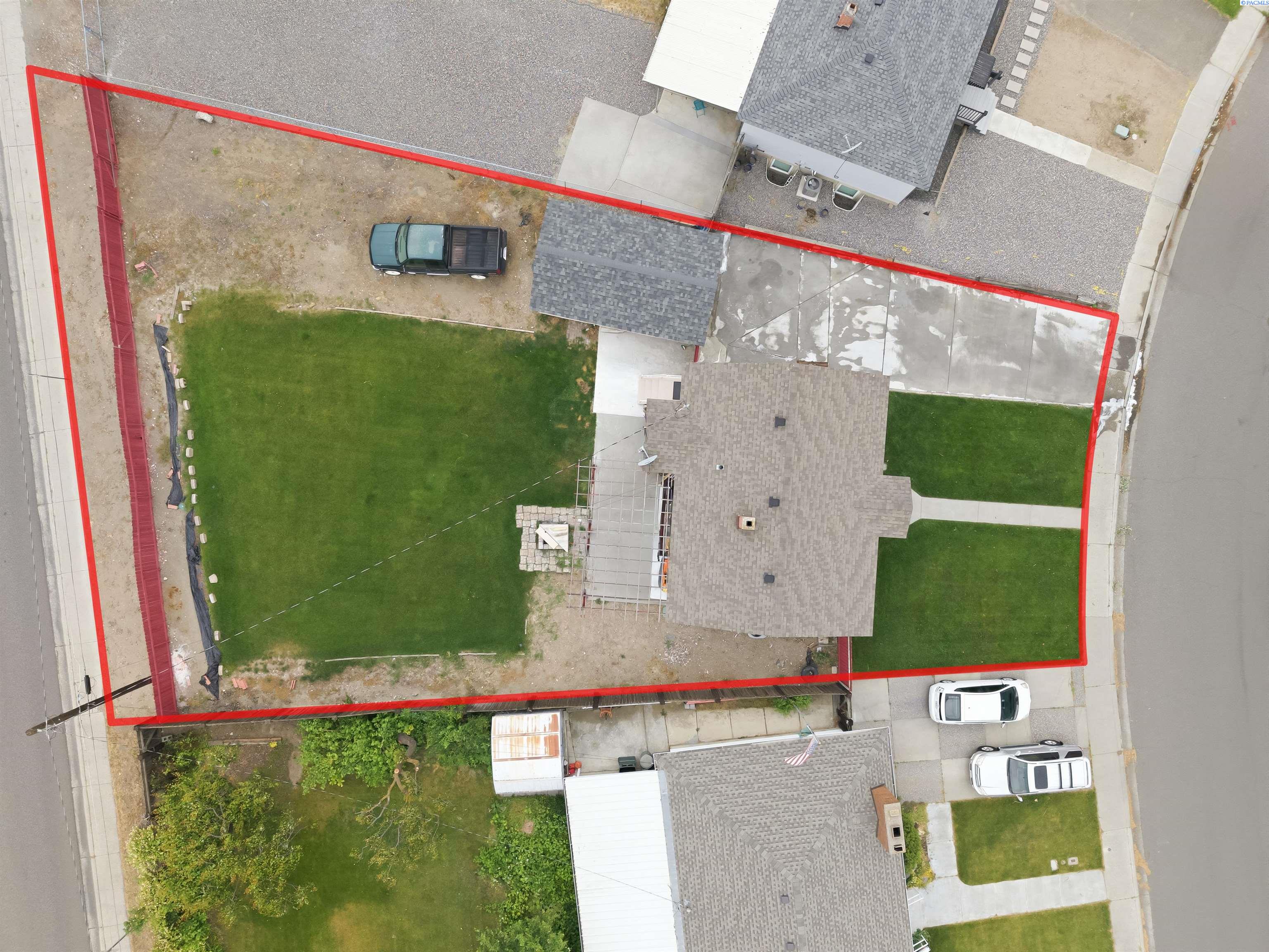1910 Everest Ave, Richland, WA 99354