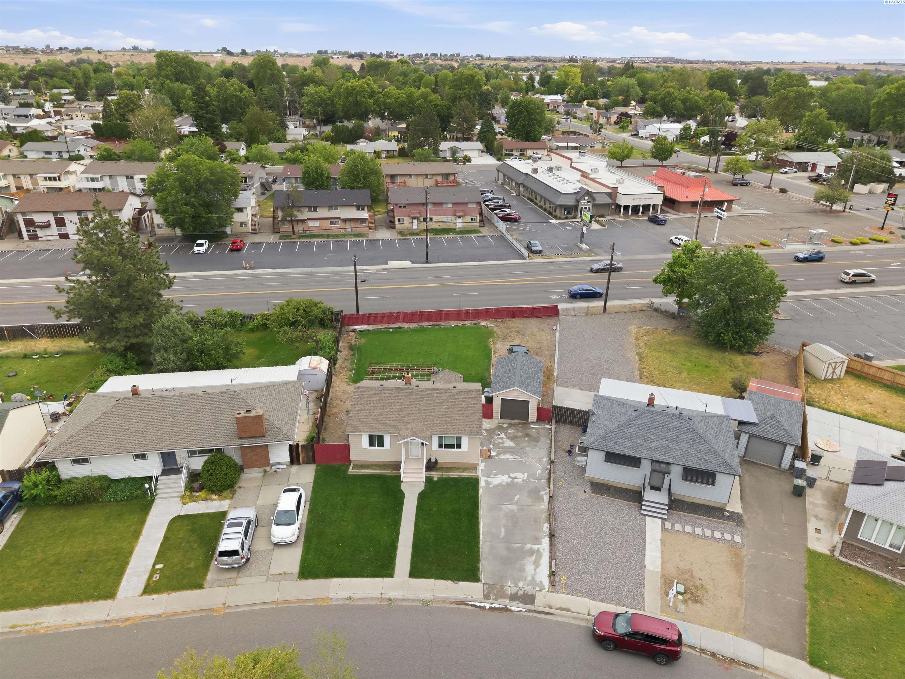 1910 Everest Ave, Richland, WA 99354