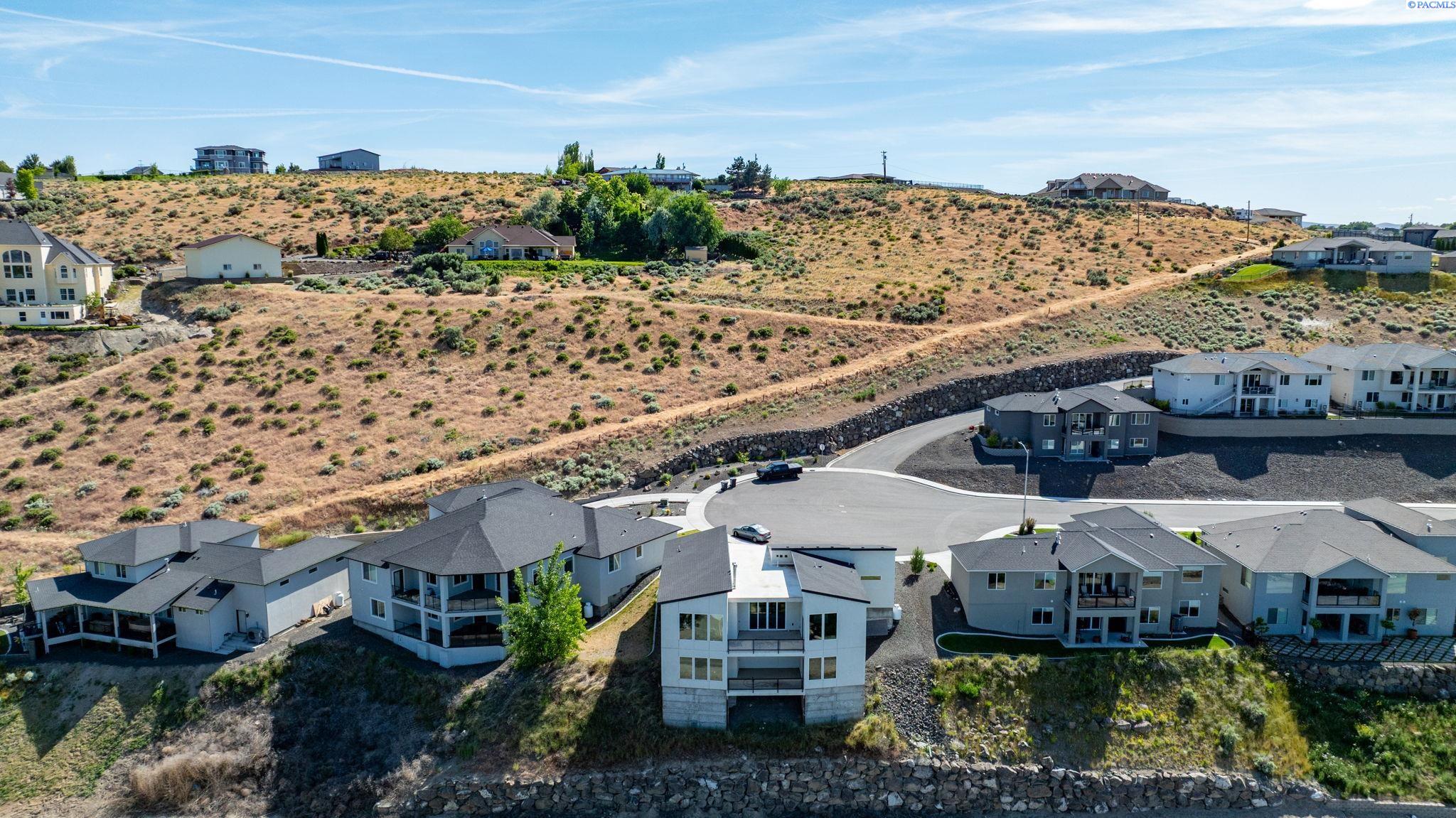 3312 Bing St, West Richland, WA 99353