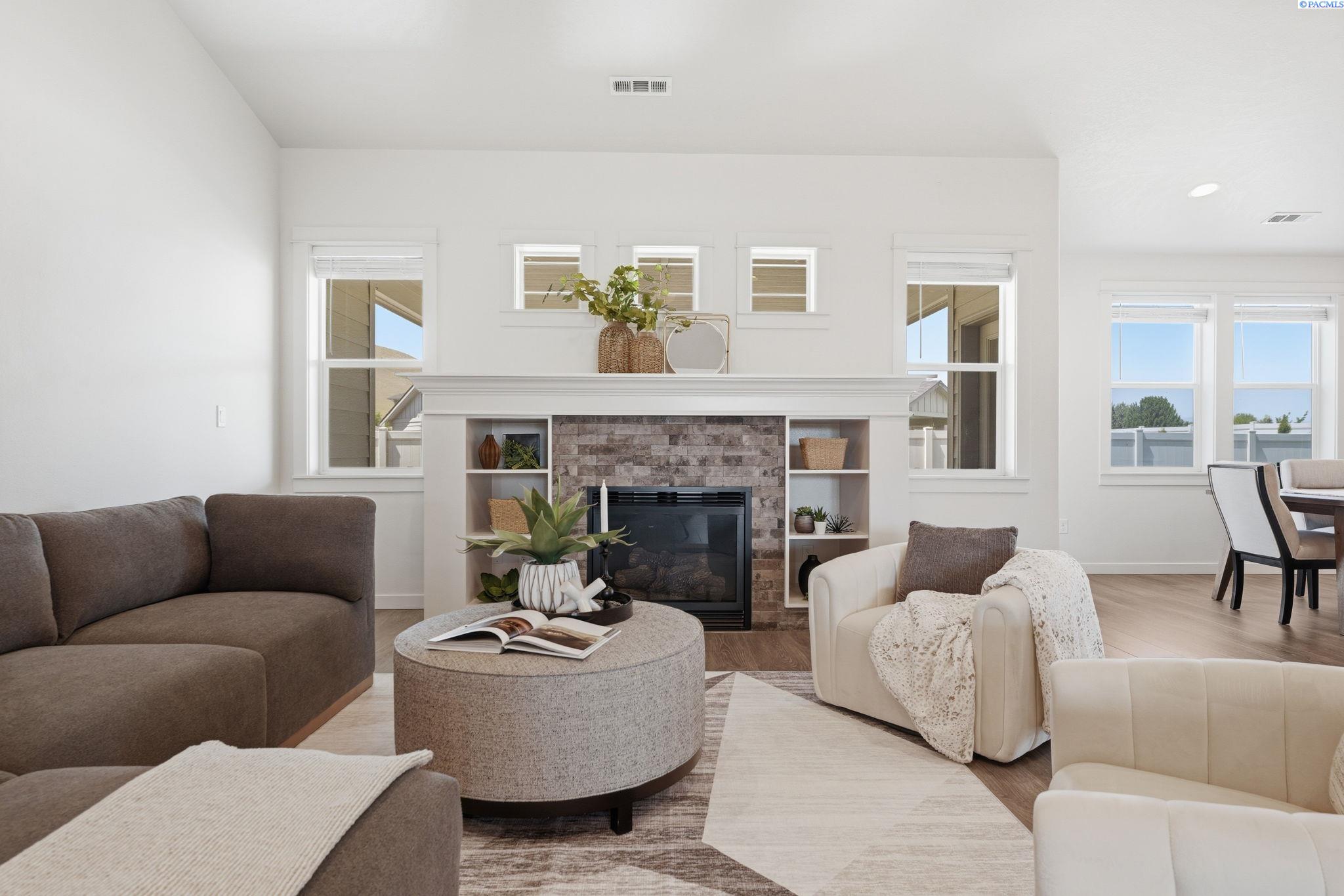 3827 Watkins Way, West Richland, WA 99353