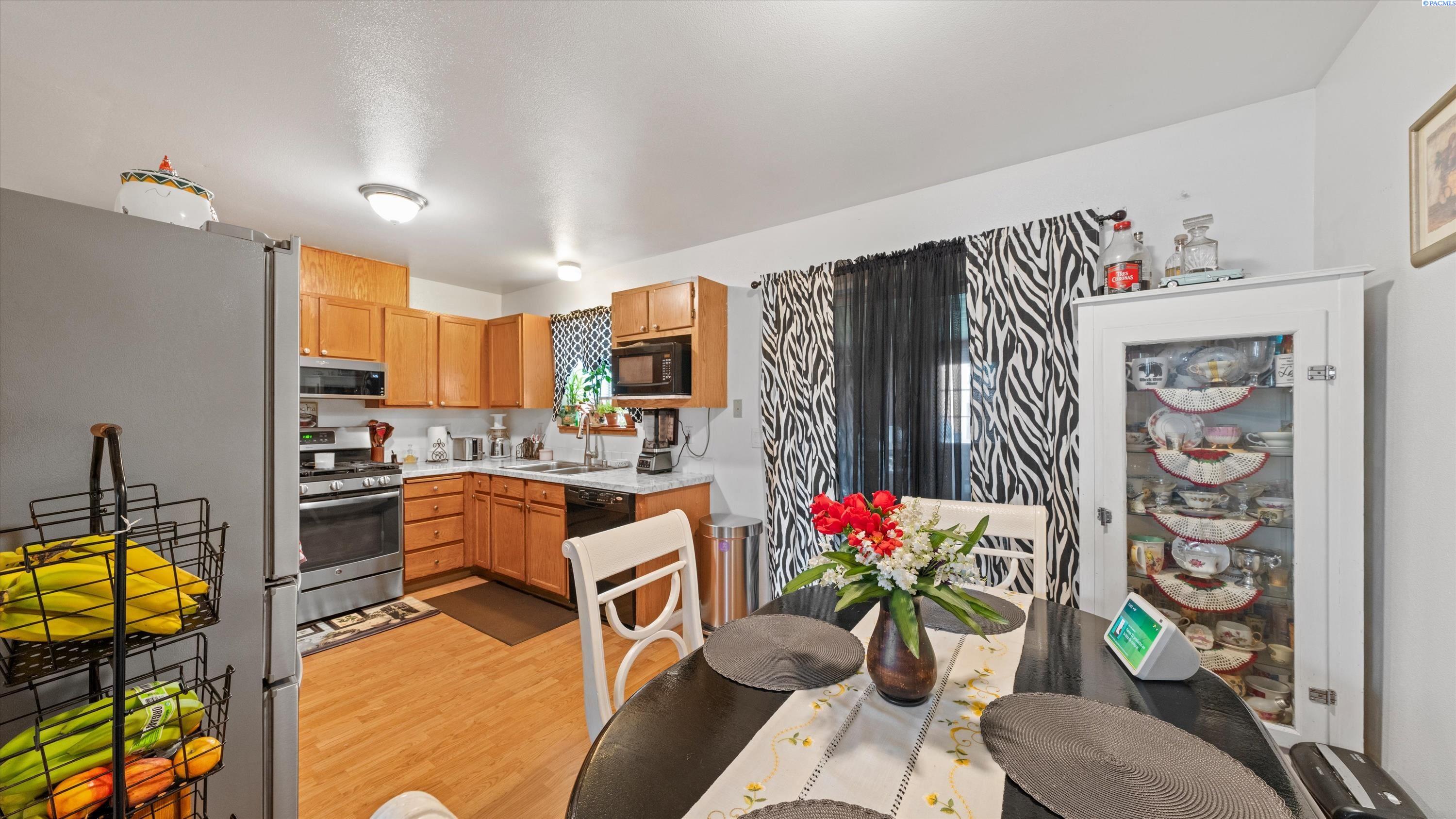 836 Elm St, Kennewick, WA 99336