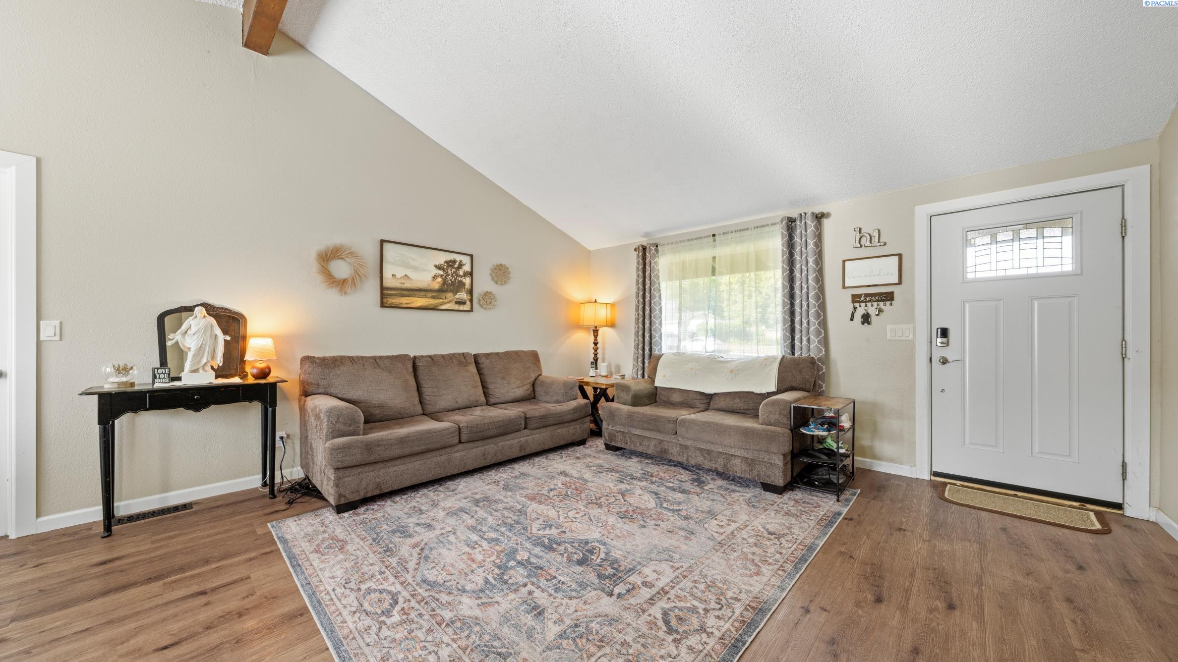 4701 Jean St, Kennewick, WA 99337