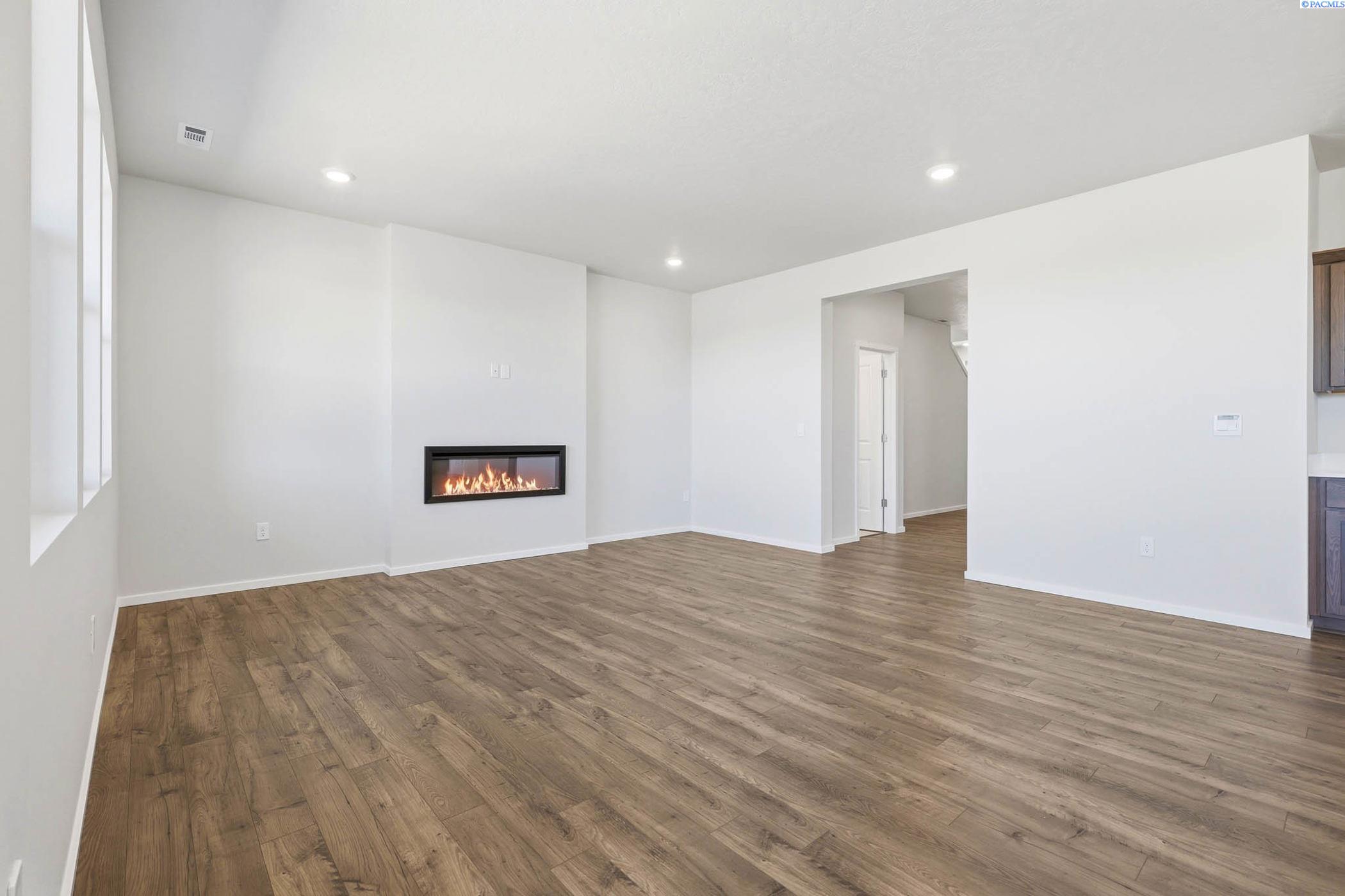 6125 Road 115 , Pasco, WA 99301