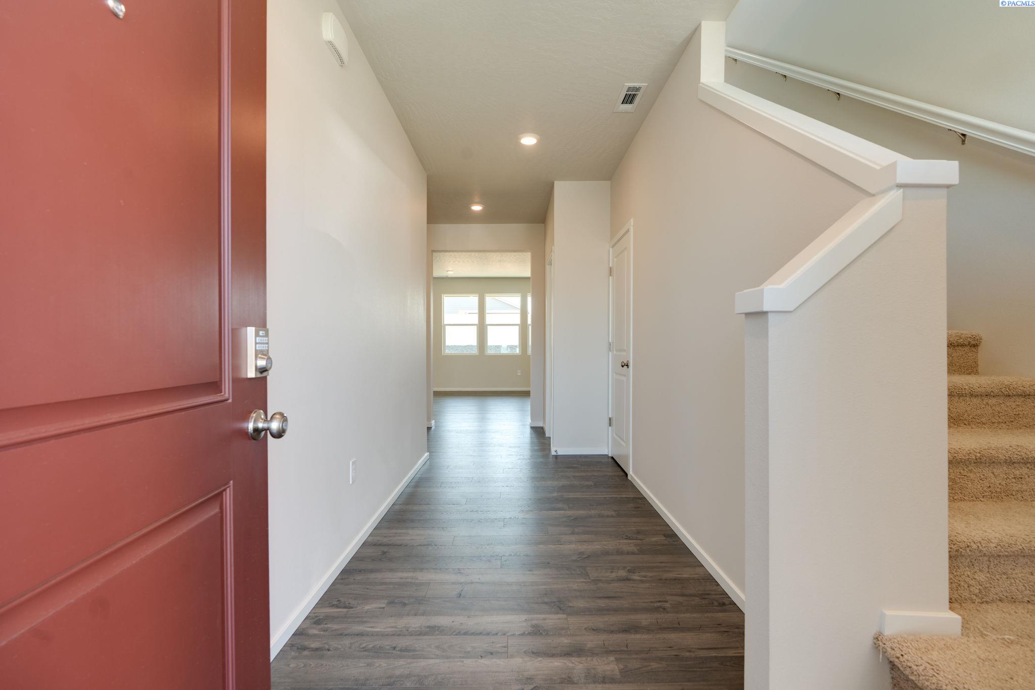 6113 Road 115, Pasco, WA 99301