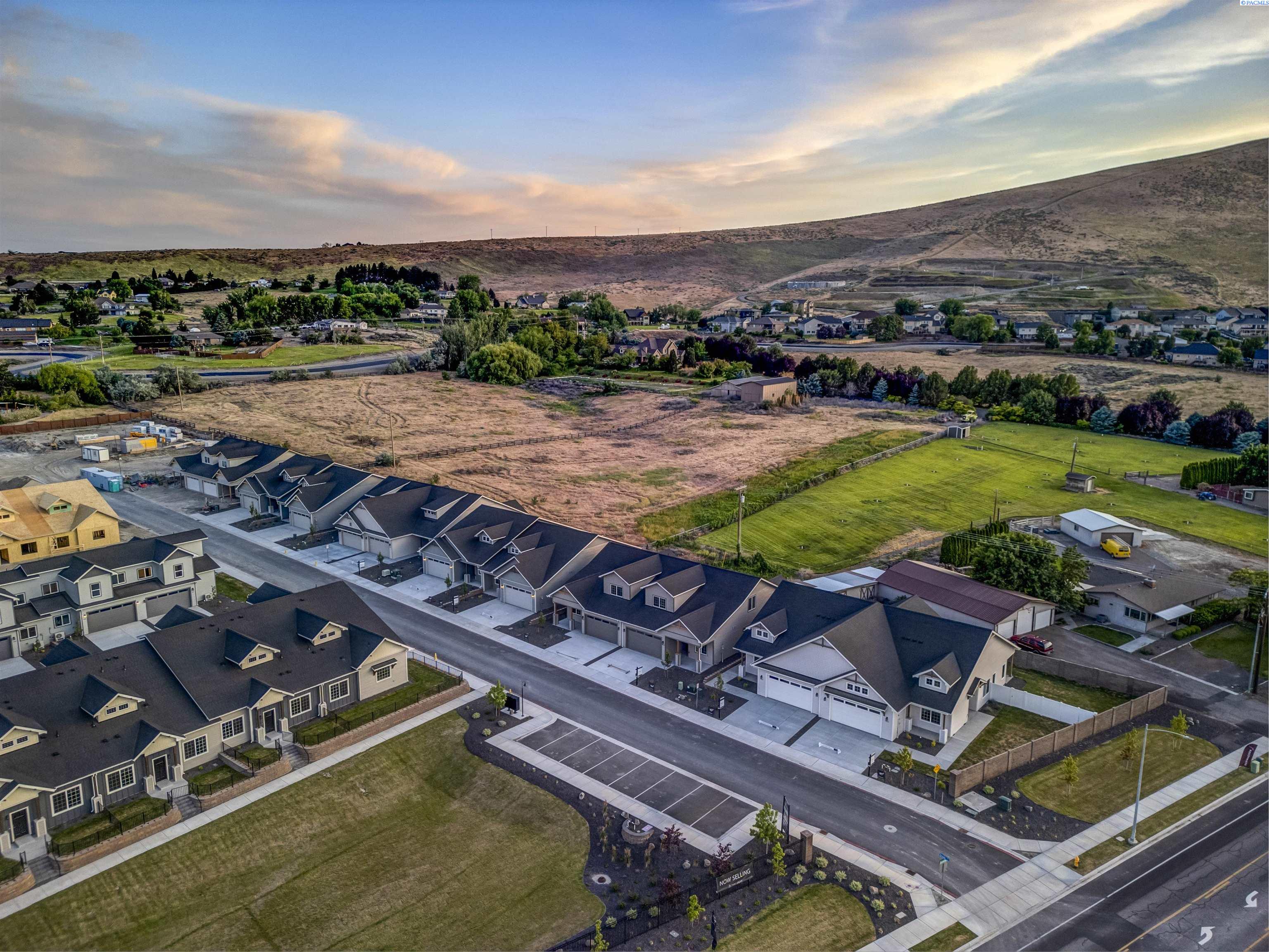 4545 Grove Ct, West Richland, WA 99353