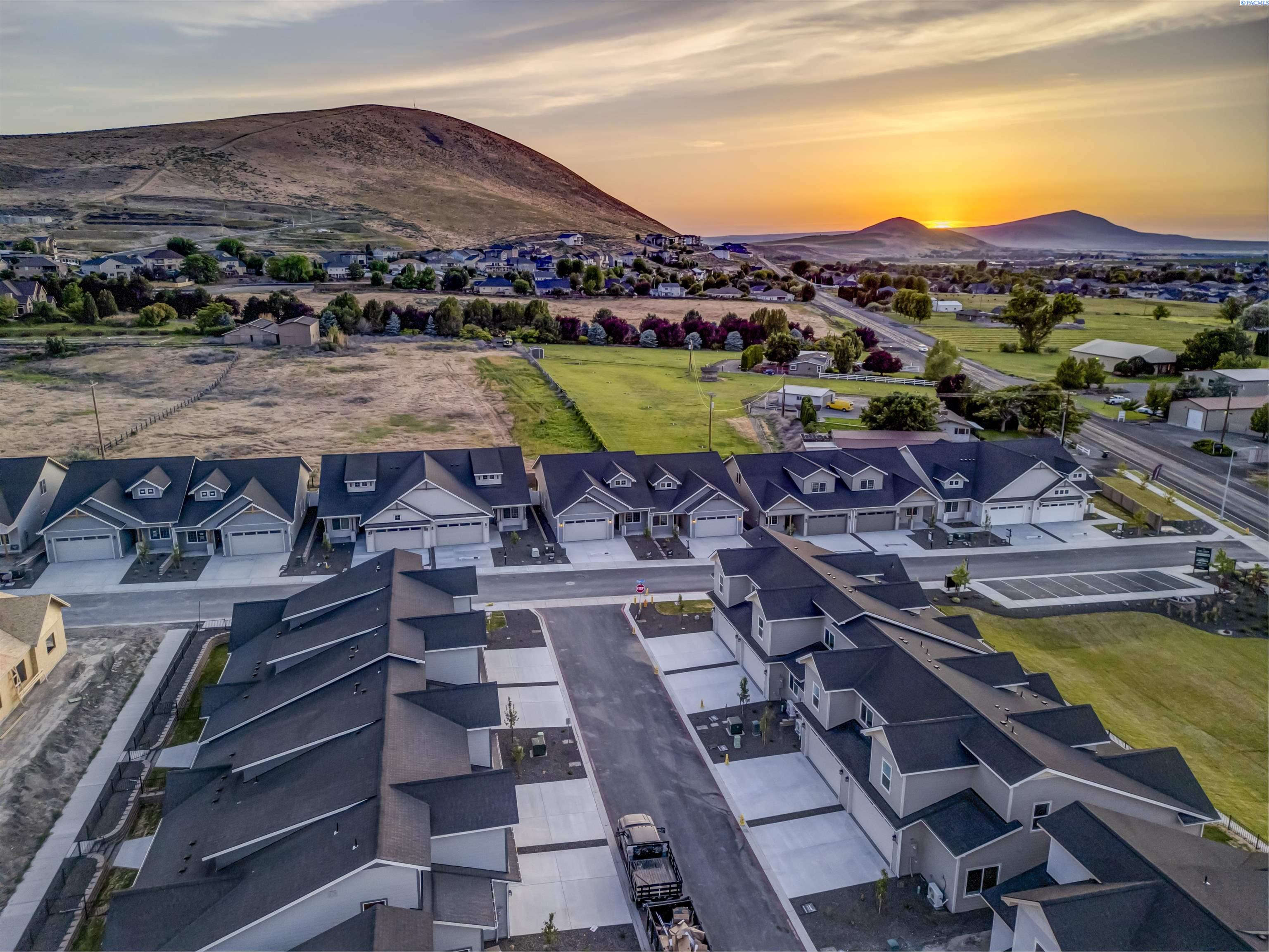 4545 Grove Ct, West Richland, WA 99353