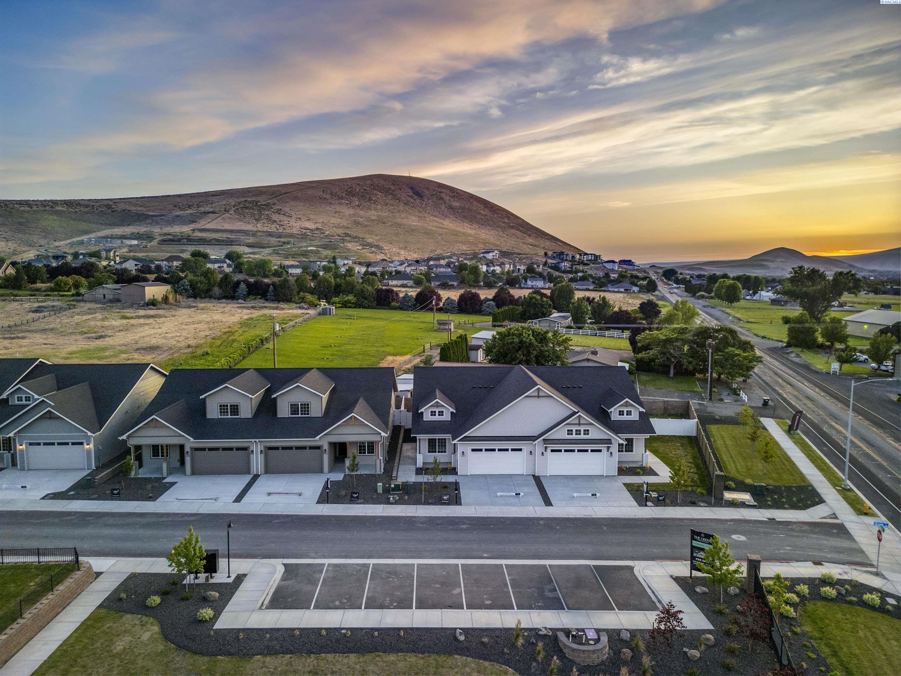4545 Grove Ct, West Richland, WA 99353