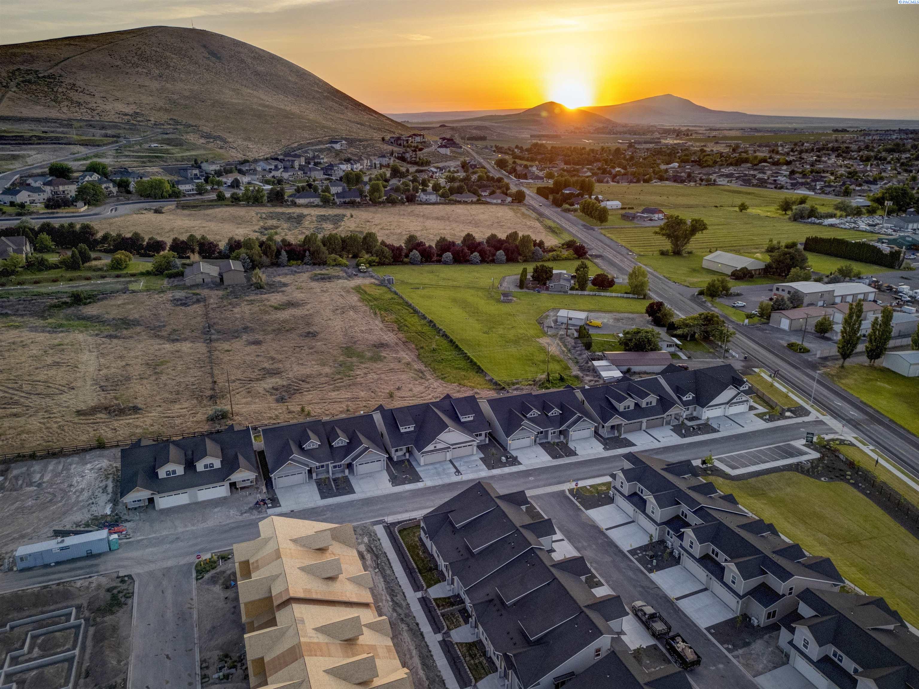 4529 Grove Ct, West Richland, WA 99353