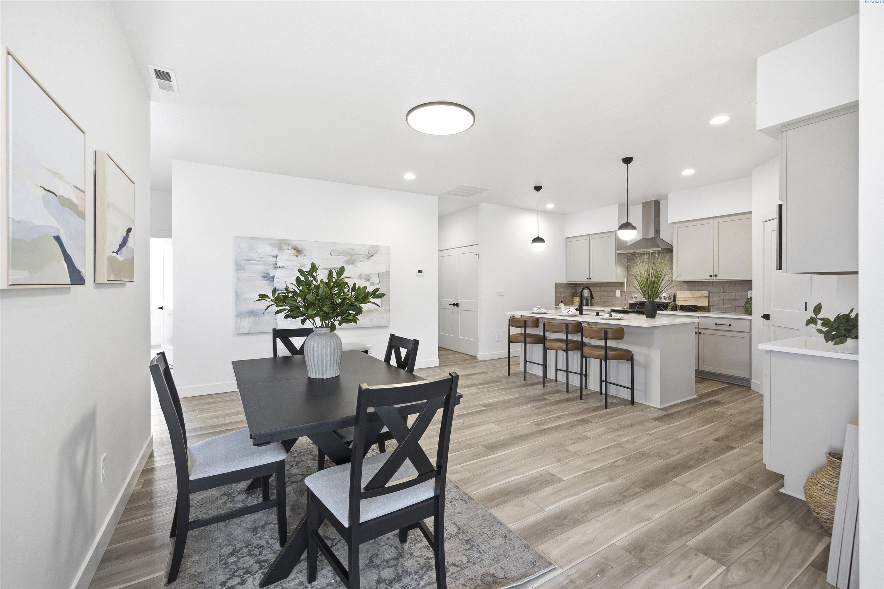 4529 Grove Ct, West Richland, WA 99353