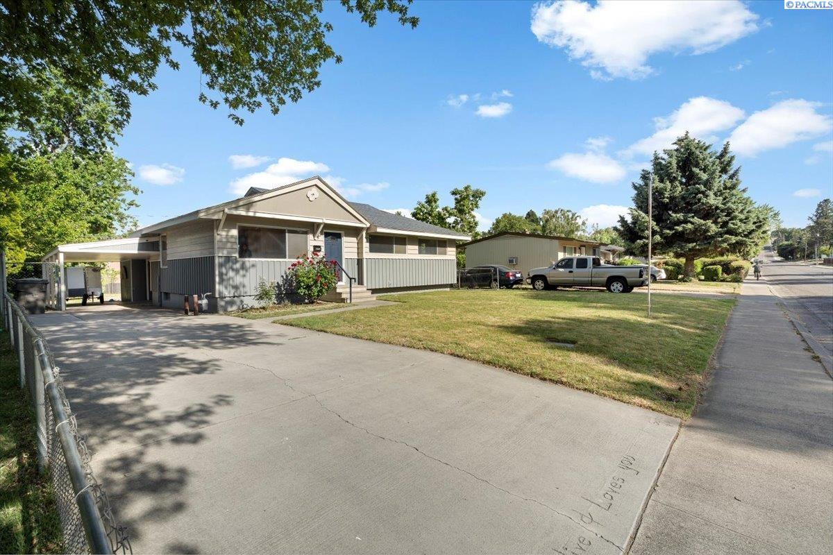 1701 Garfield St, Kennewick, WA 99337