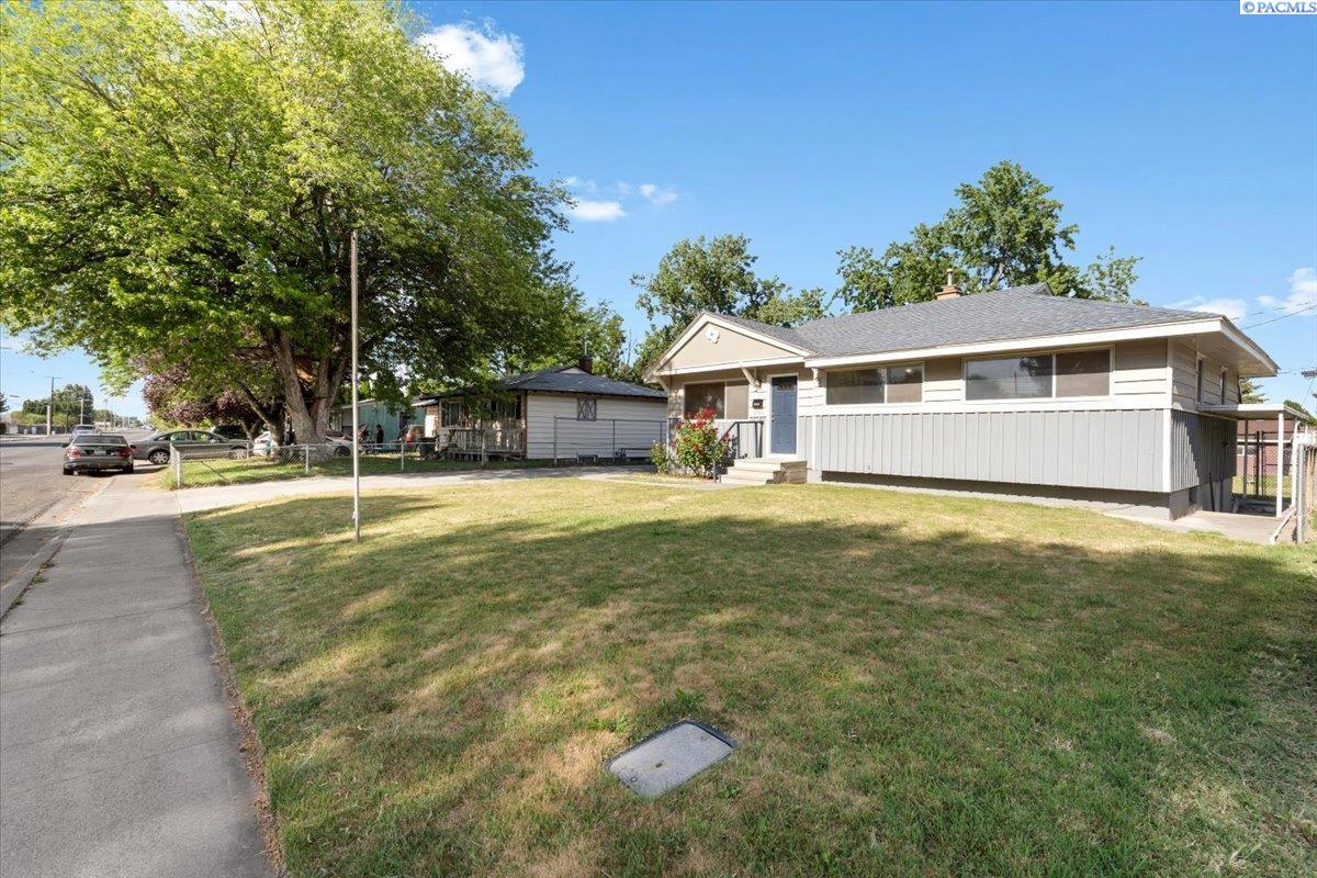 1701 Garfield St, Kennewick, WA 99337