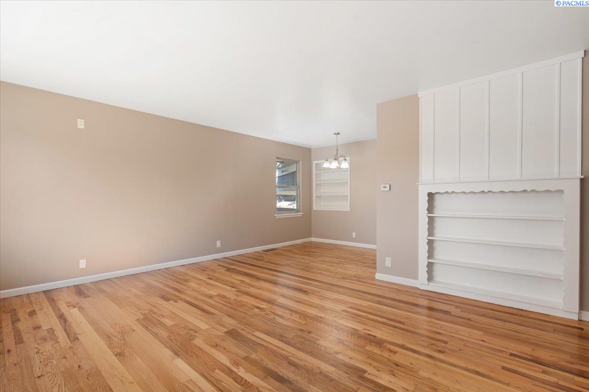 1701 Garfield St, Kennewick, WA 99337
