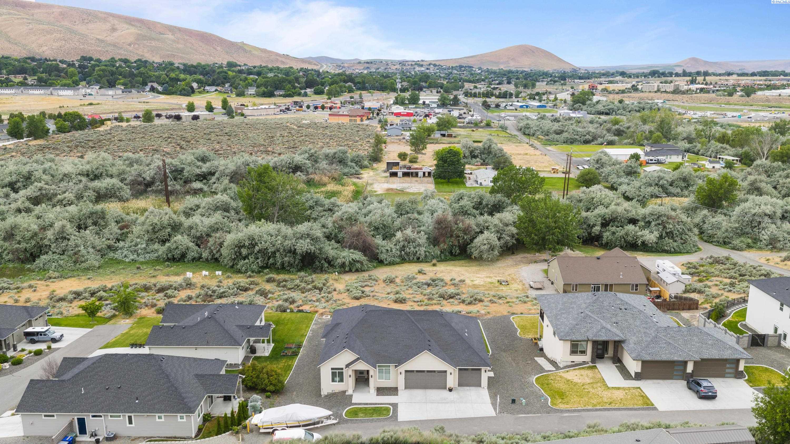 1673 Jericho Rd, Richland, WA 99352
