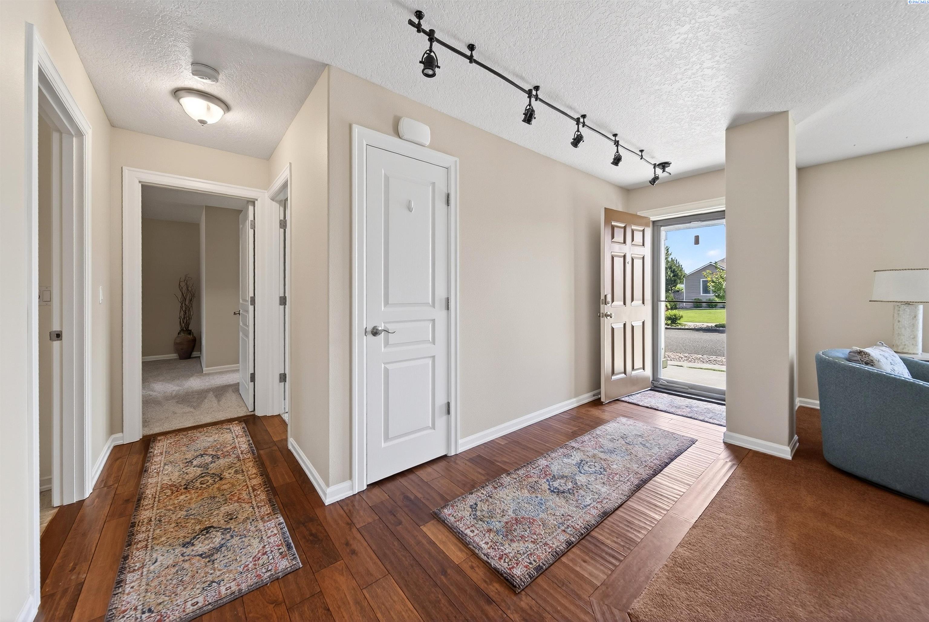 3702 22nd Ave, Kennewick, WA 99338