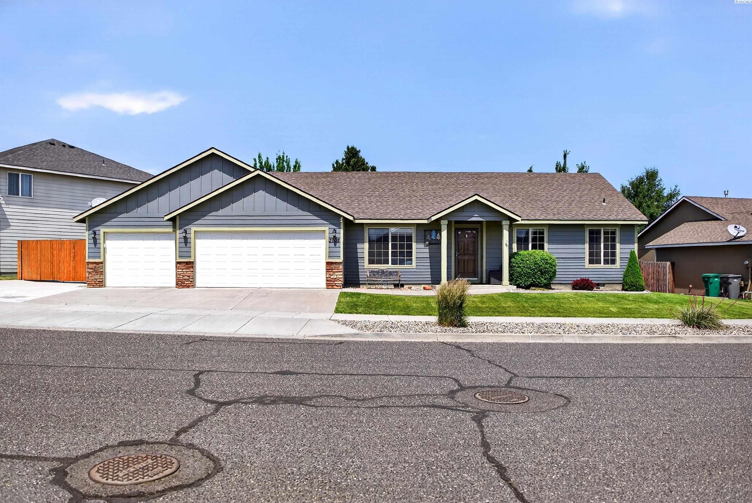 3702 22nd Ave, Kennewick, WA 99338