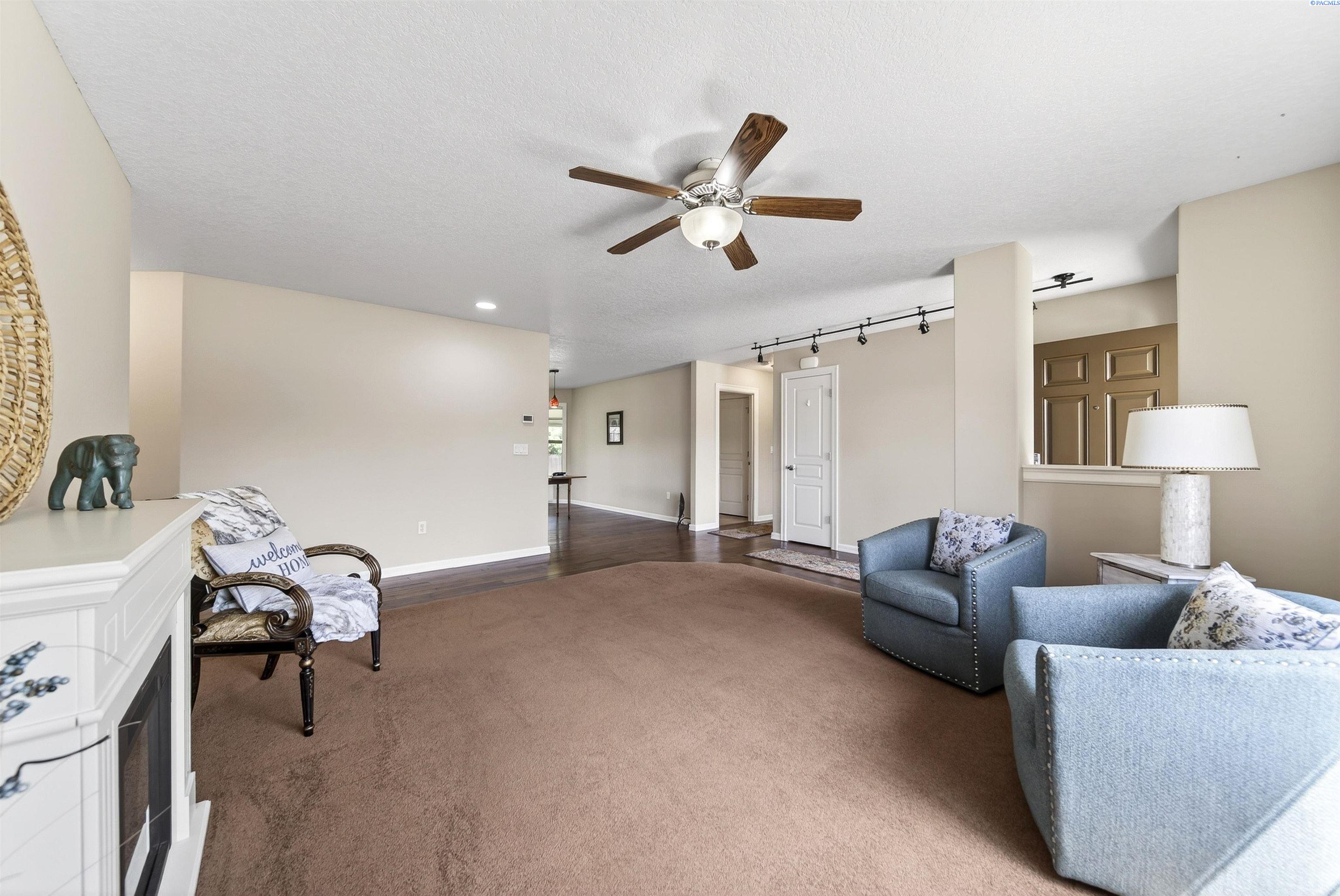 3702 22nd Ave, Kennewick, WA 99338