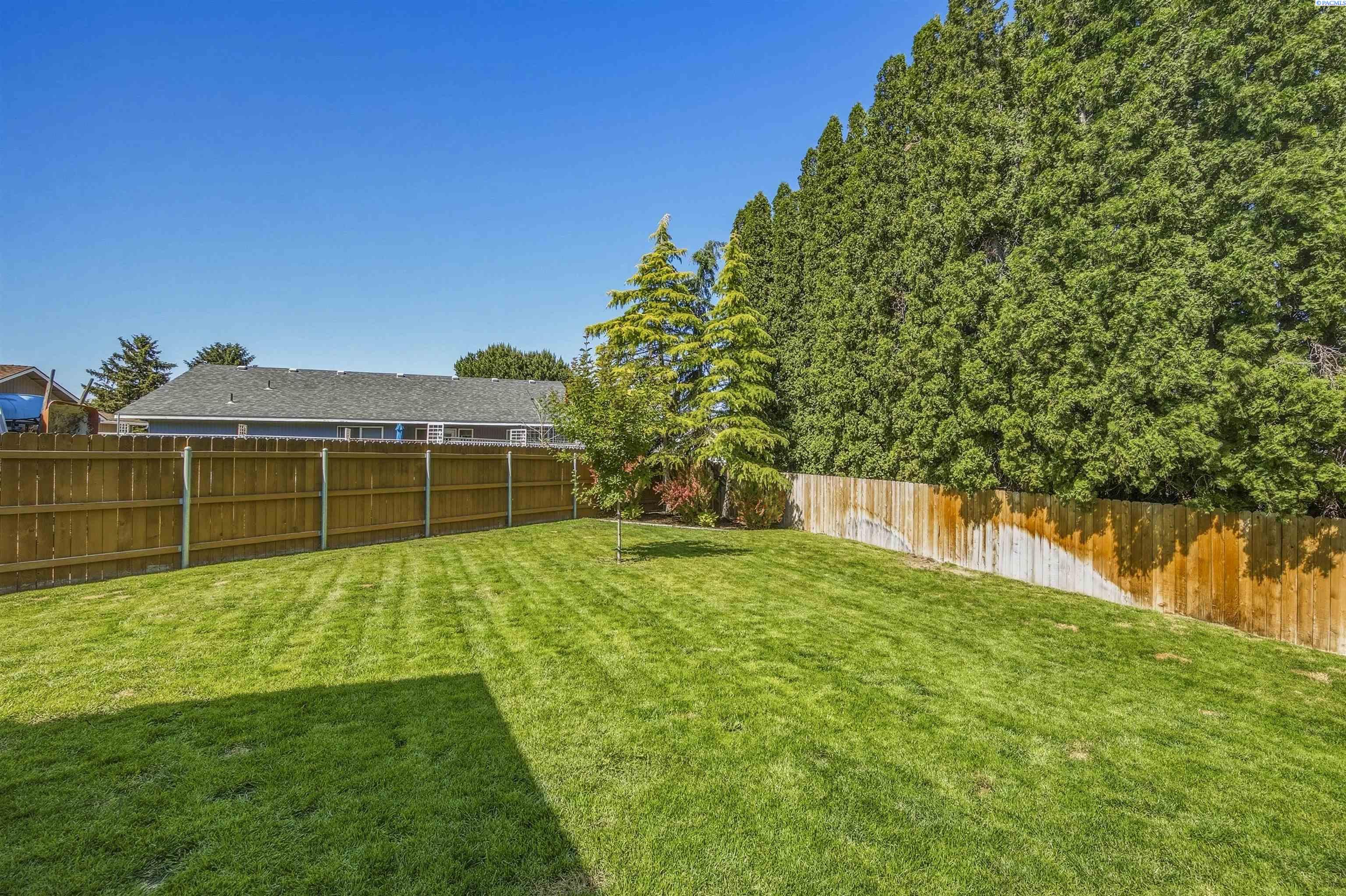 101 Sherman Pl, Kennewick, WA 99336