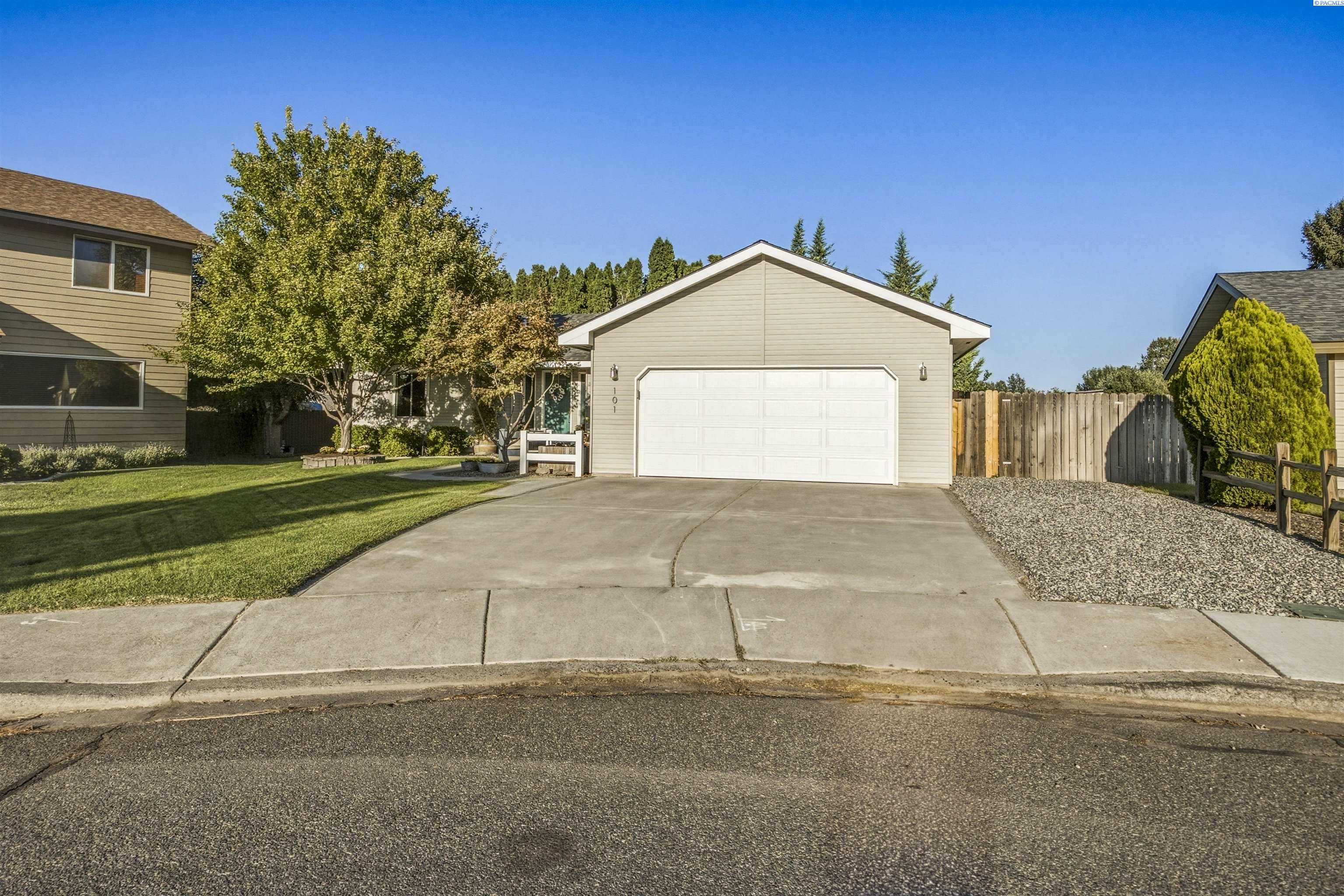 101 S Sherman Pl, Kennewick, WA 99336