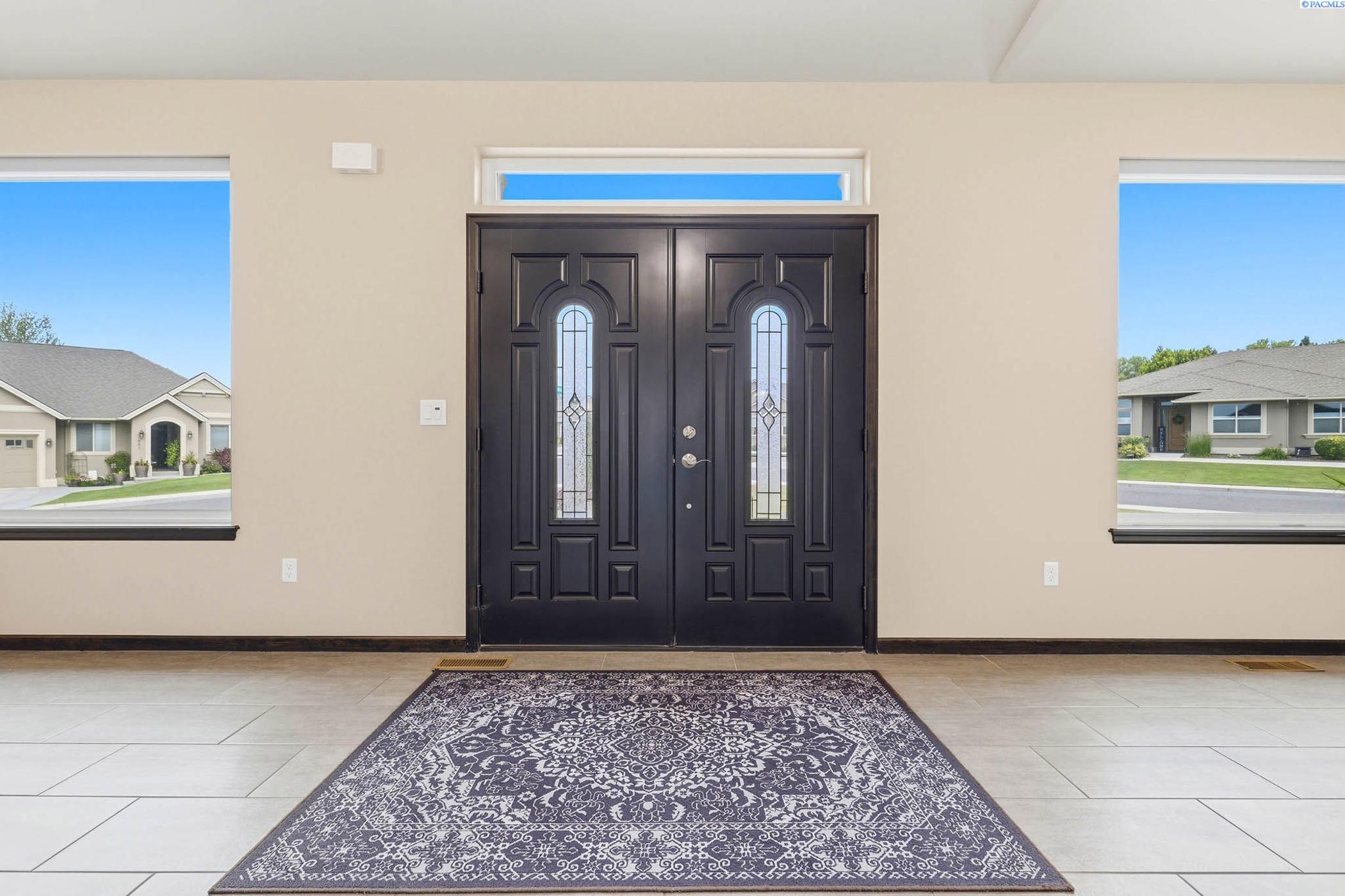 662 S Hawaii Pl, Kennewick, WA 99336