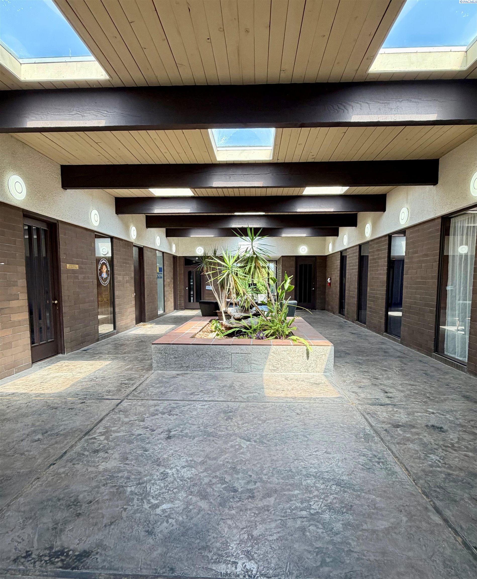 1177 Jadwin Ave #110, Richland, WA 99354