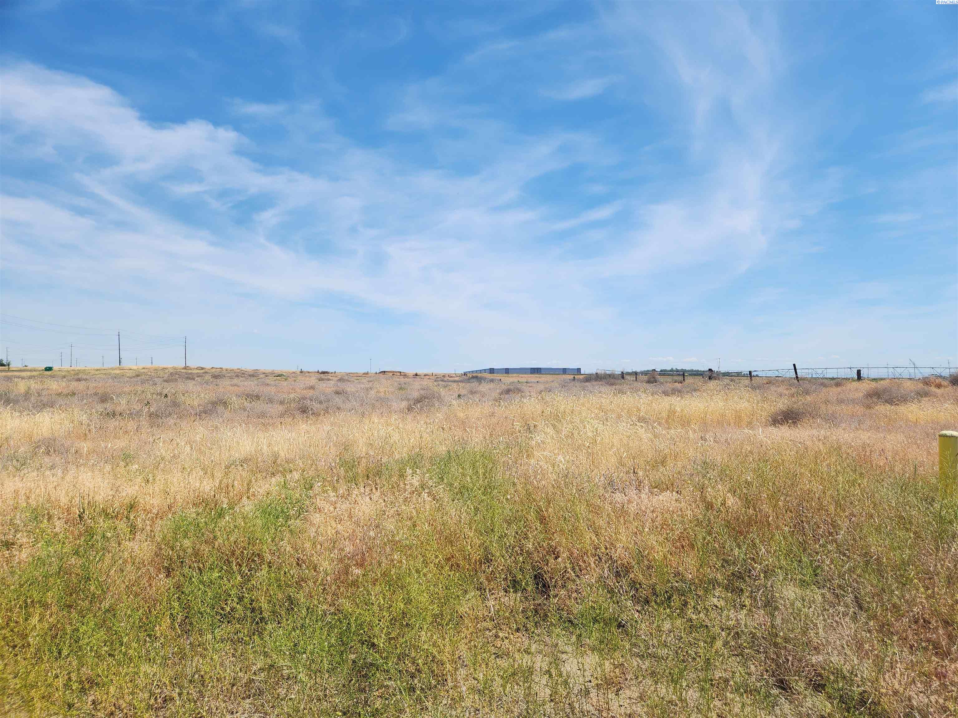 NKA Elm Ave, Pasco, WA 99301