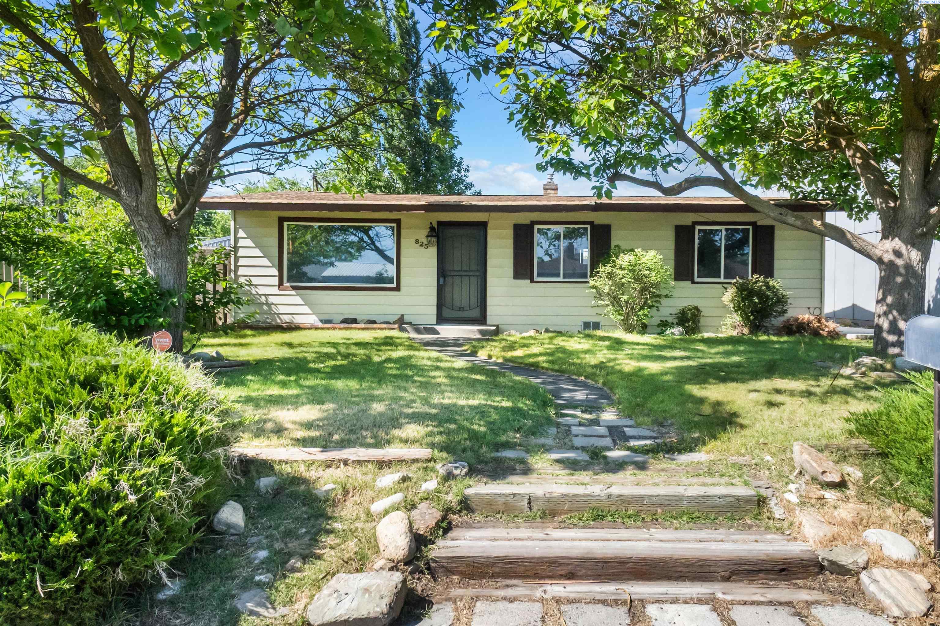 825 E Larch Street, Othello WA 99344