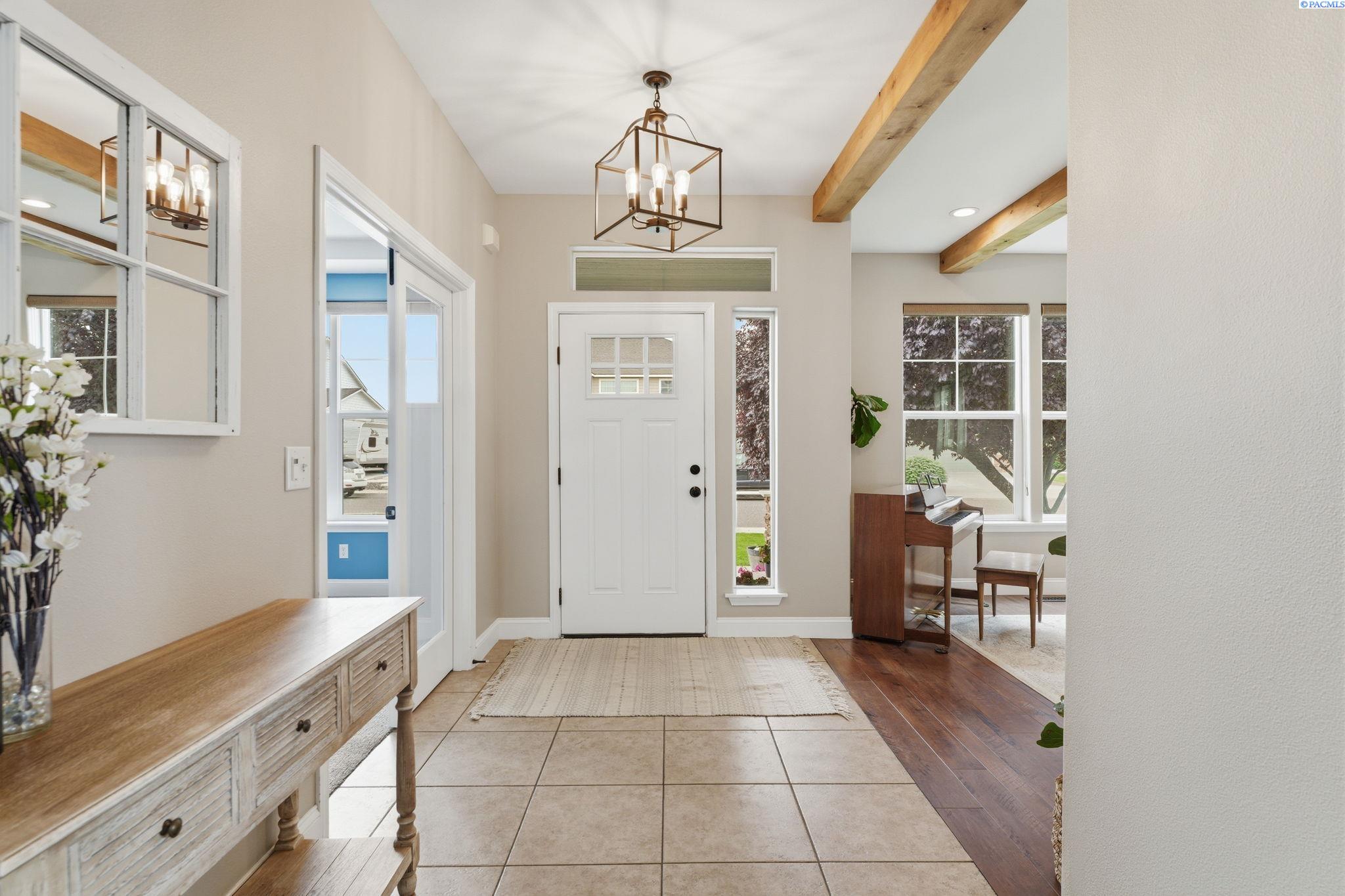 4813 Bilbao Dr, Pasco, WA 99301