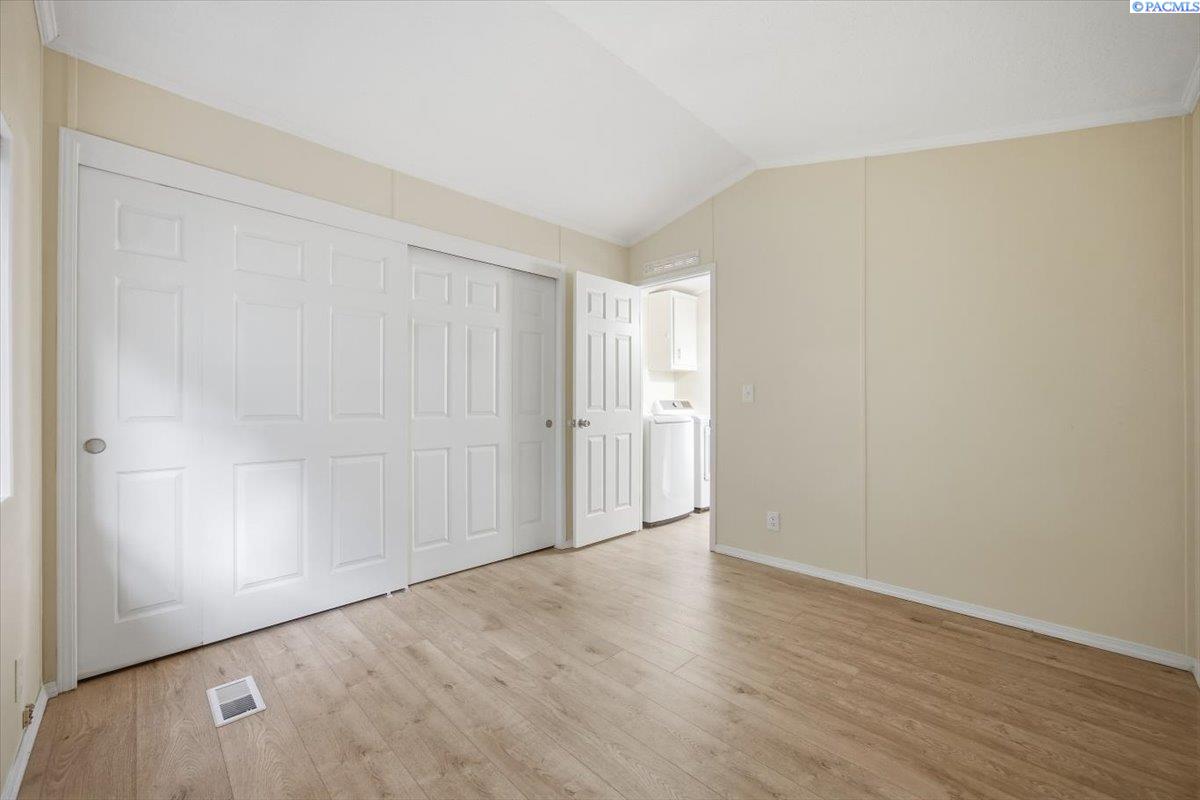 3324 19th Ave #180 #180, Kennewick, WA 99338-5185