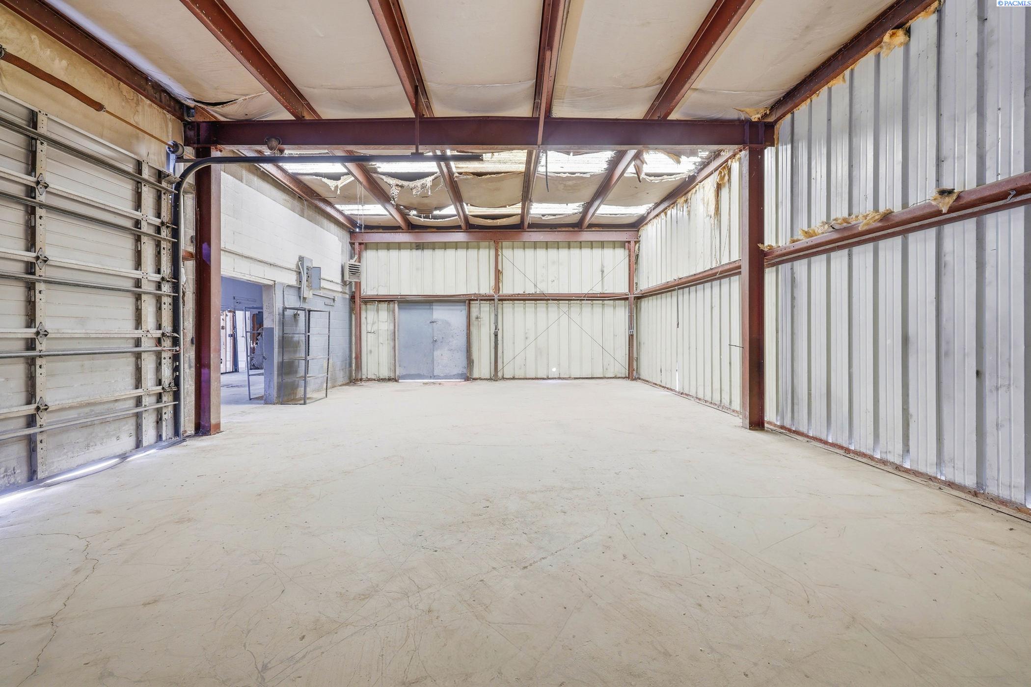2676 Van Giesen St, Richland, WA 99354
