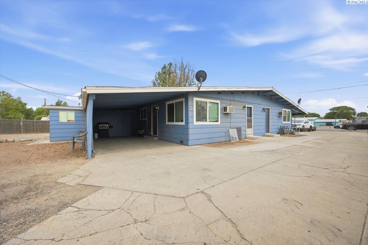 1007 Gum St, Kennewick, WA 99337
