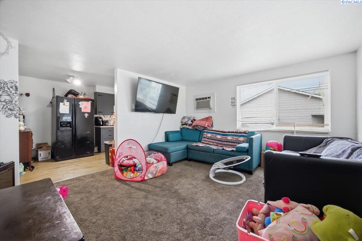 1007 Gum St, Kennewick, WA 99337