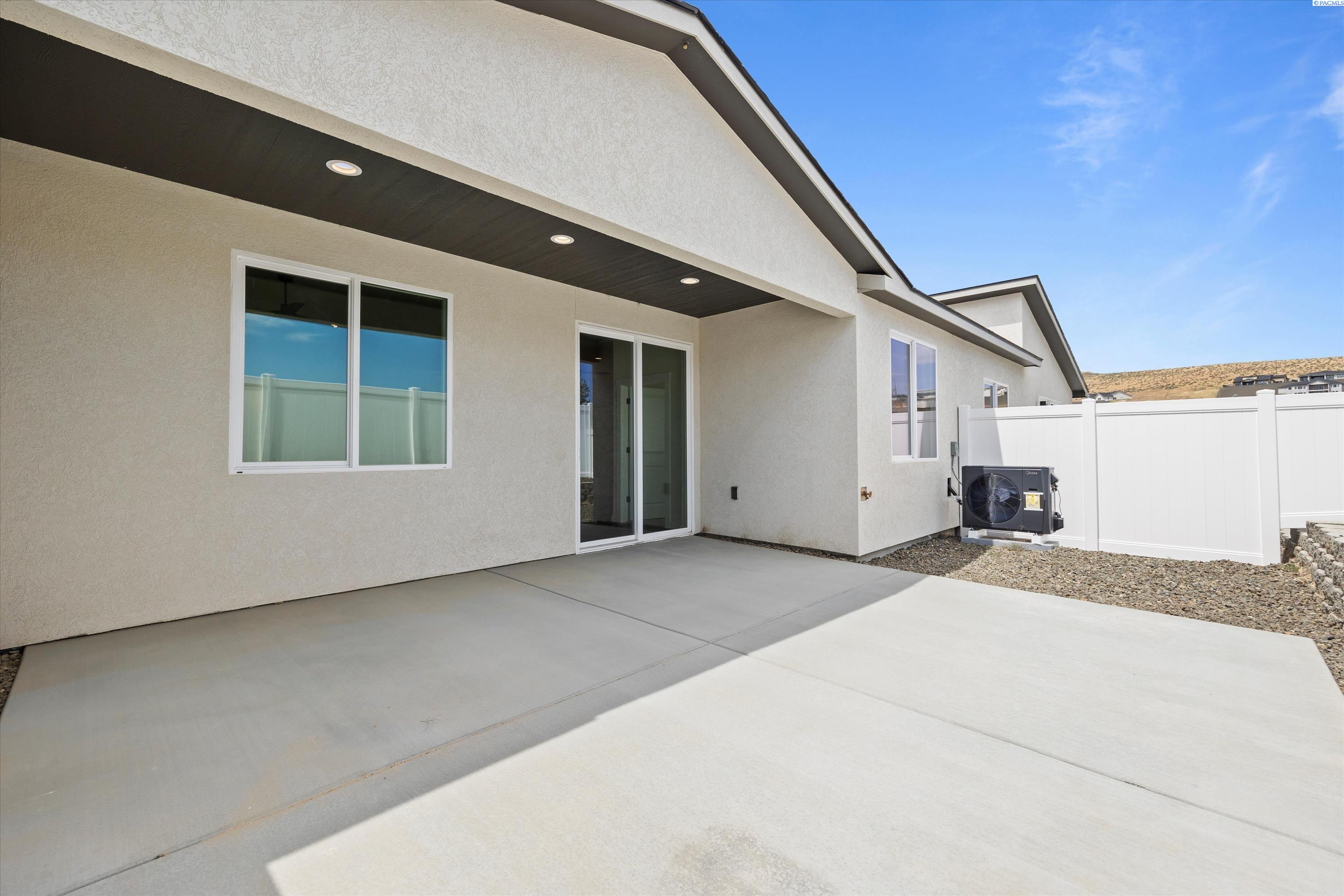 3345 Nelson St, Kennewick, WA 99338