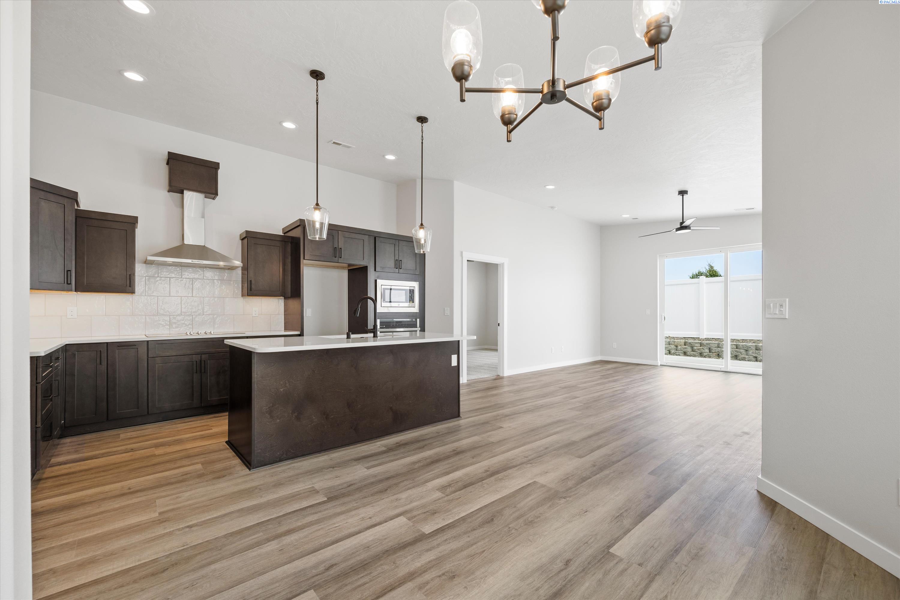 3351 Nelson St, Kennewick, WA 99338
