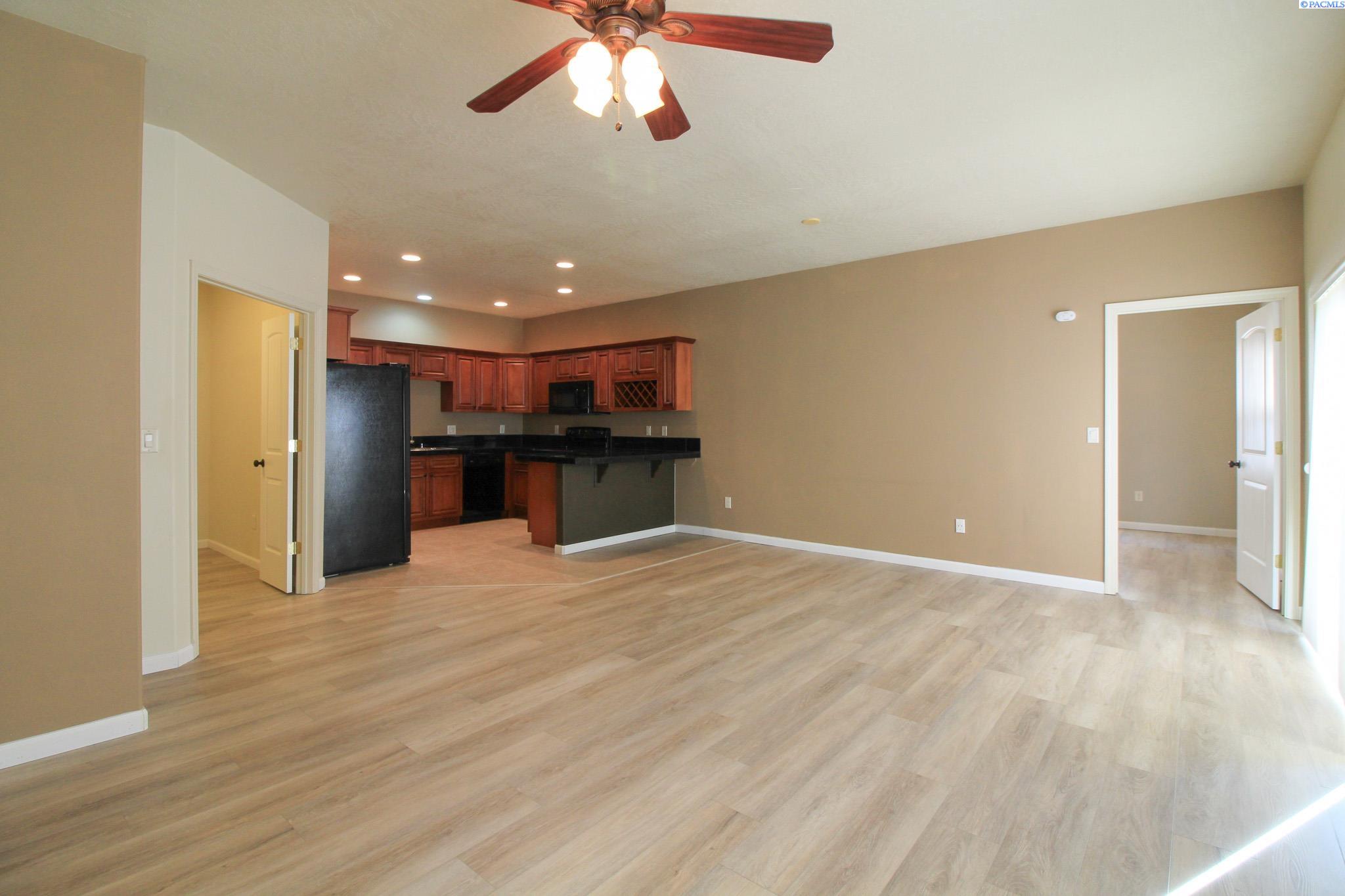 114 Tweedt Pl, Kennewick, WA 99336