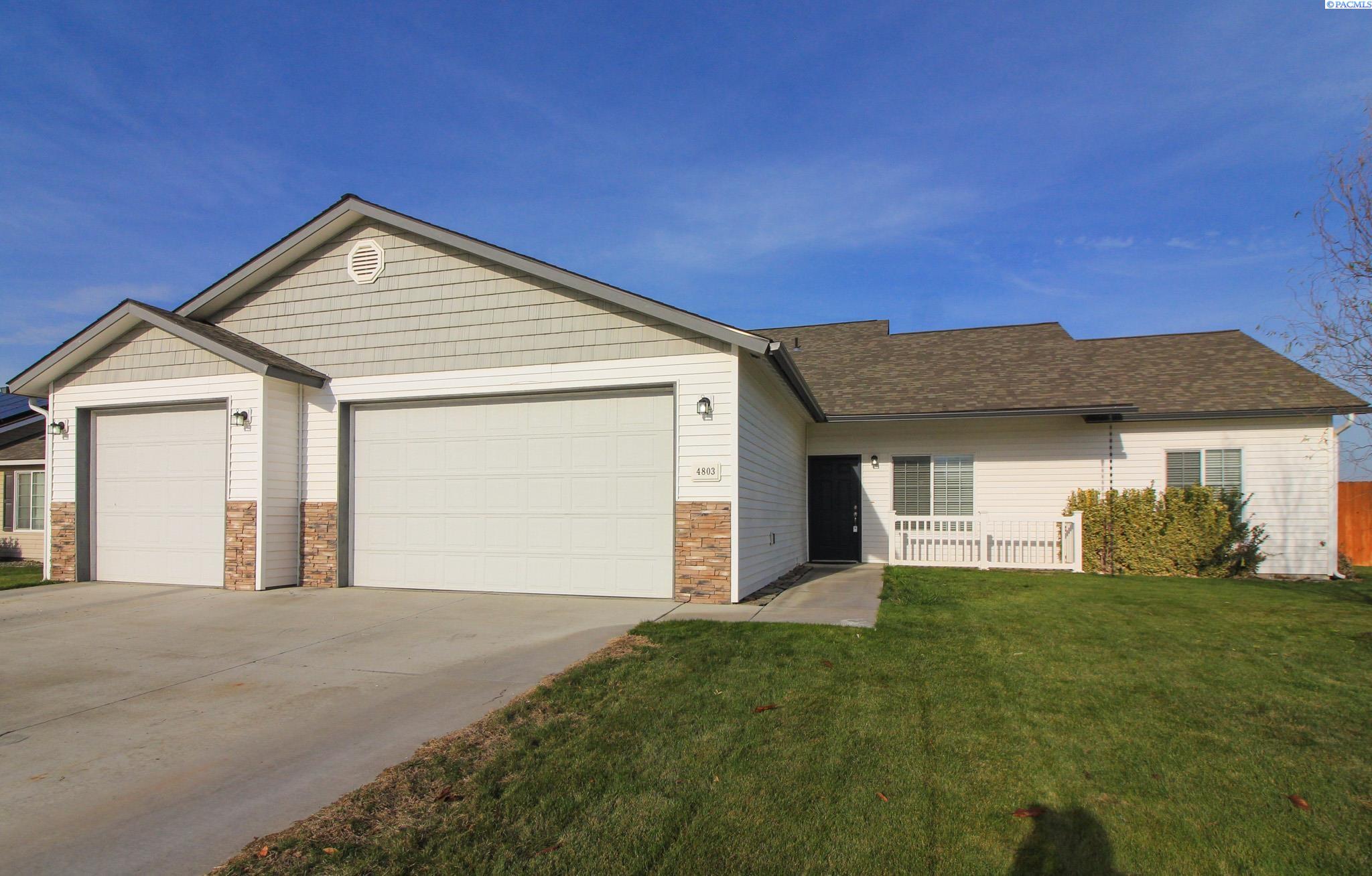 4803 Catalonia Dr, Pasco, WA 99301
