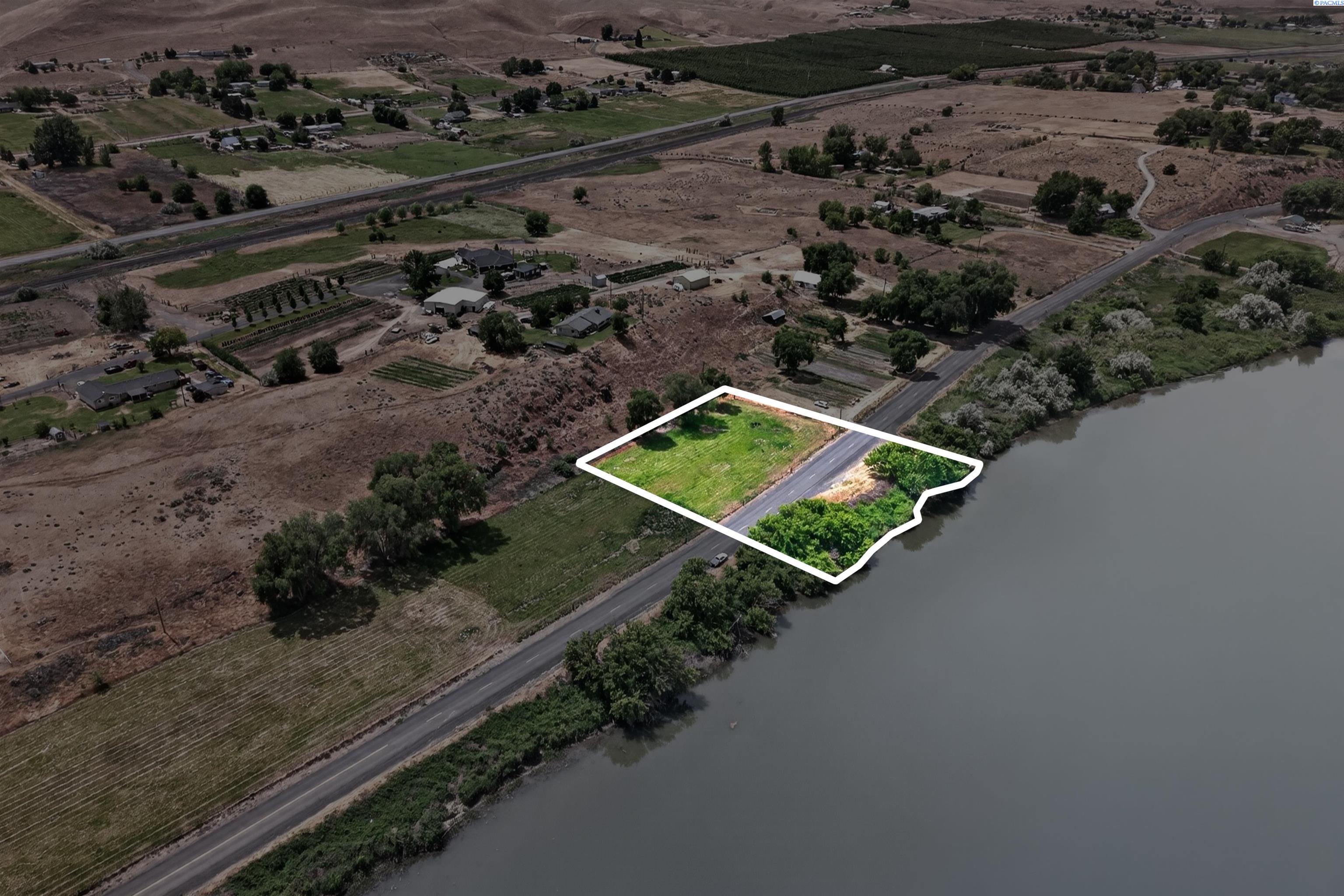 166903 Byron Rd, Prosser, WA 99350