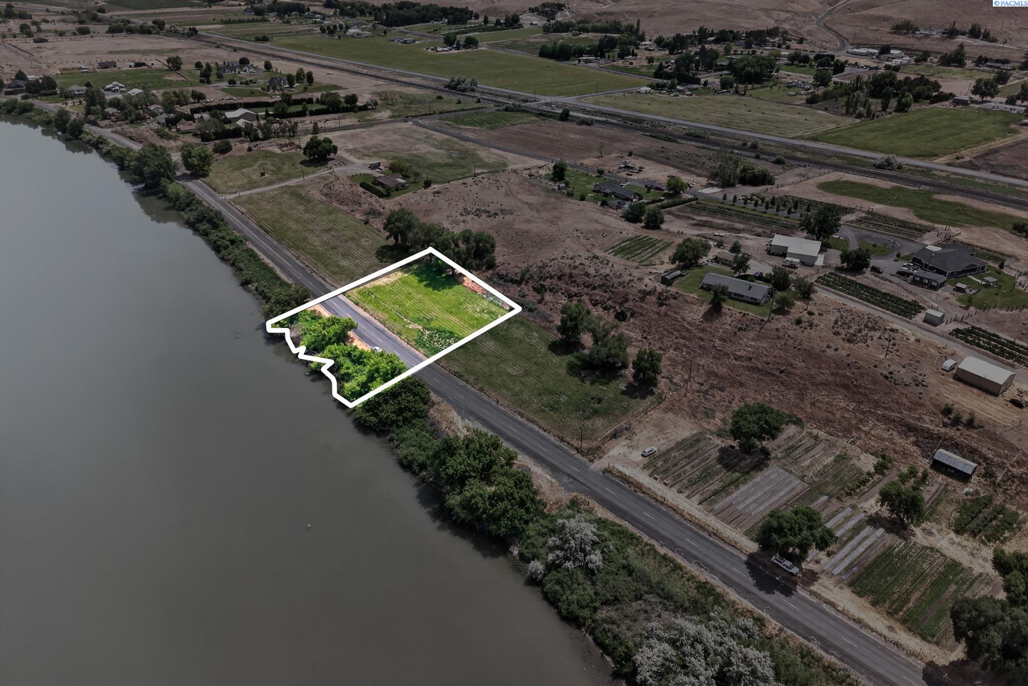 167301 Byron Rd, Prosser, WA 99350