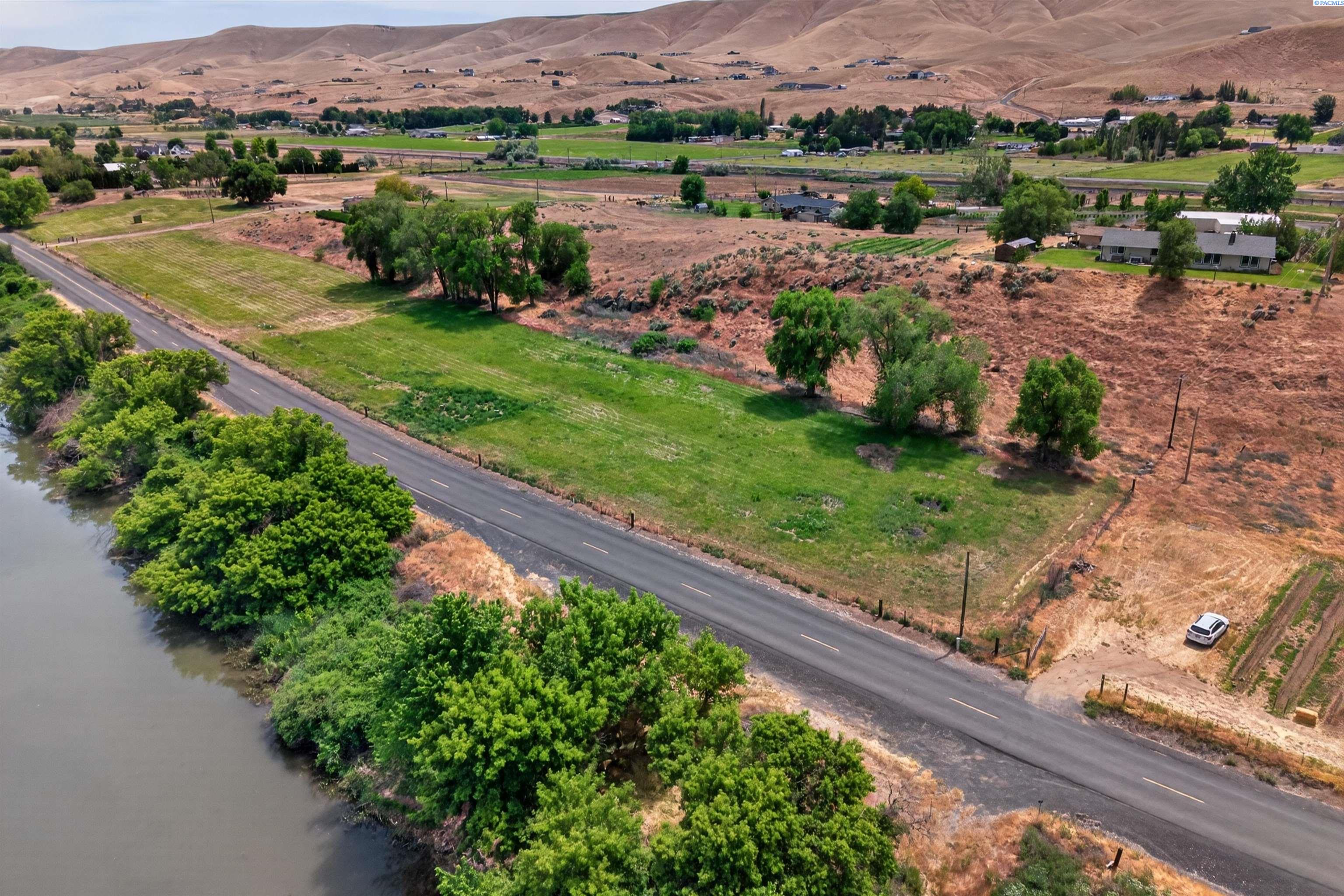 167301 Byron Rd, Prosser, WA 99350