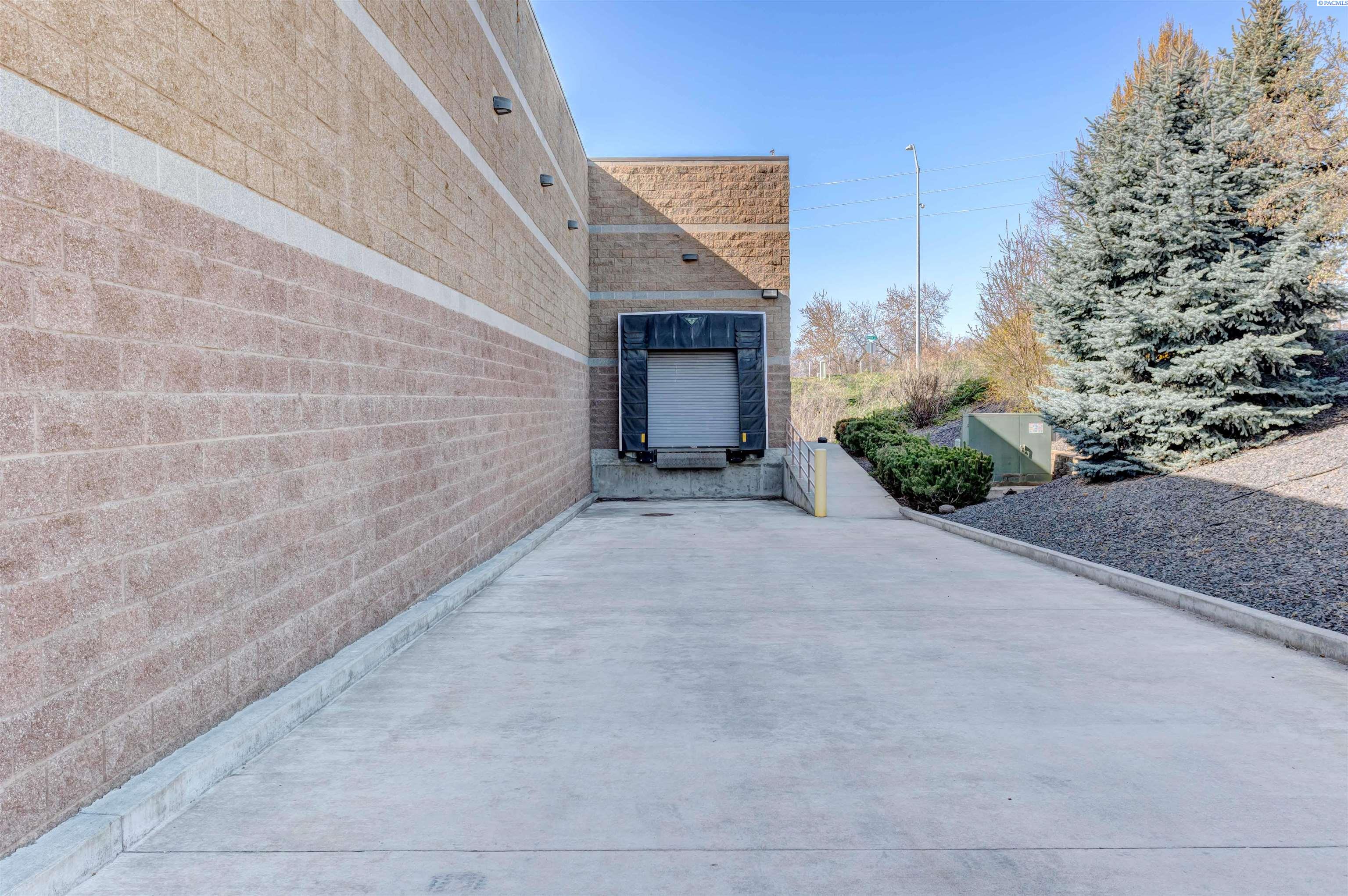 1725 Twin Creek Ln, Walla Walla, WA 99362