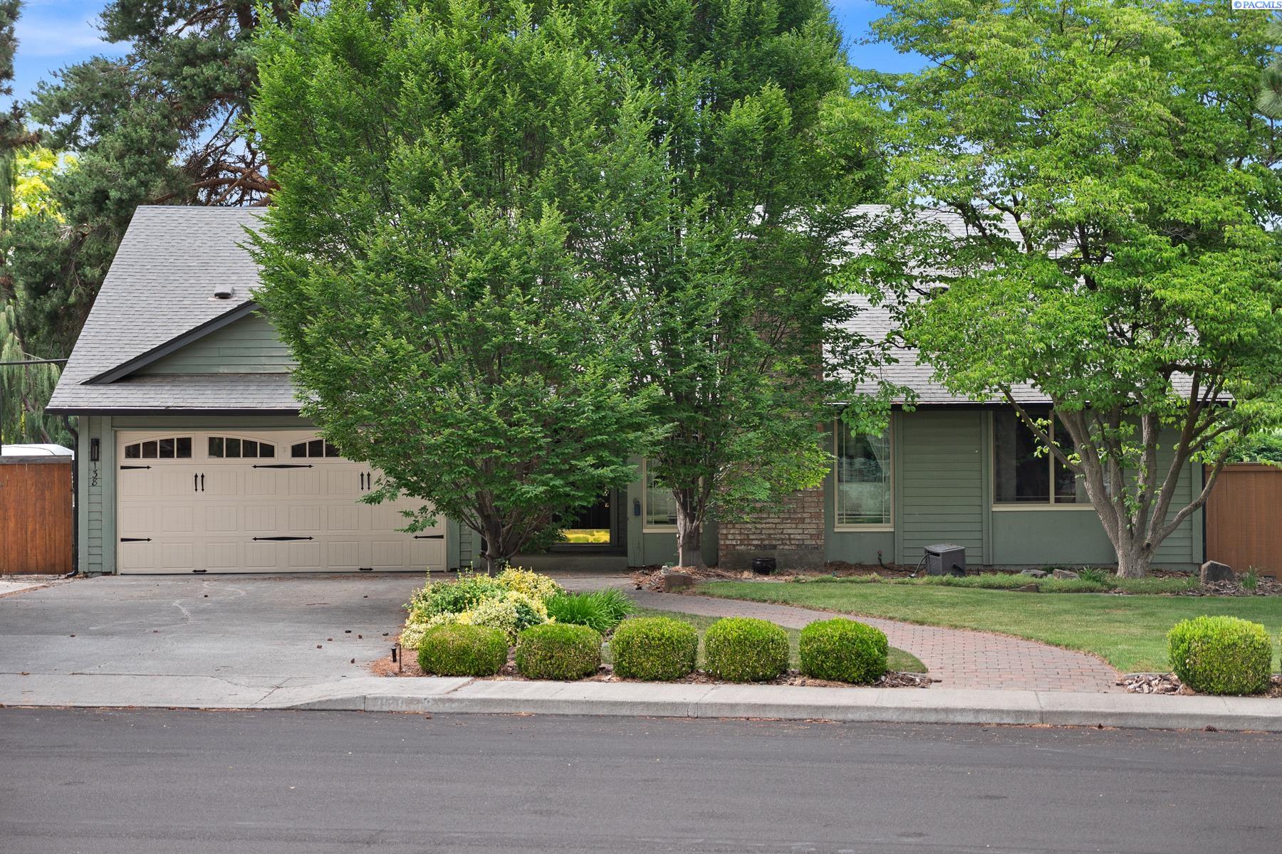 138 Sherman St, Richland, WA 99354