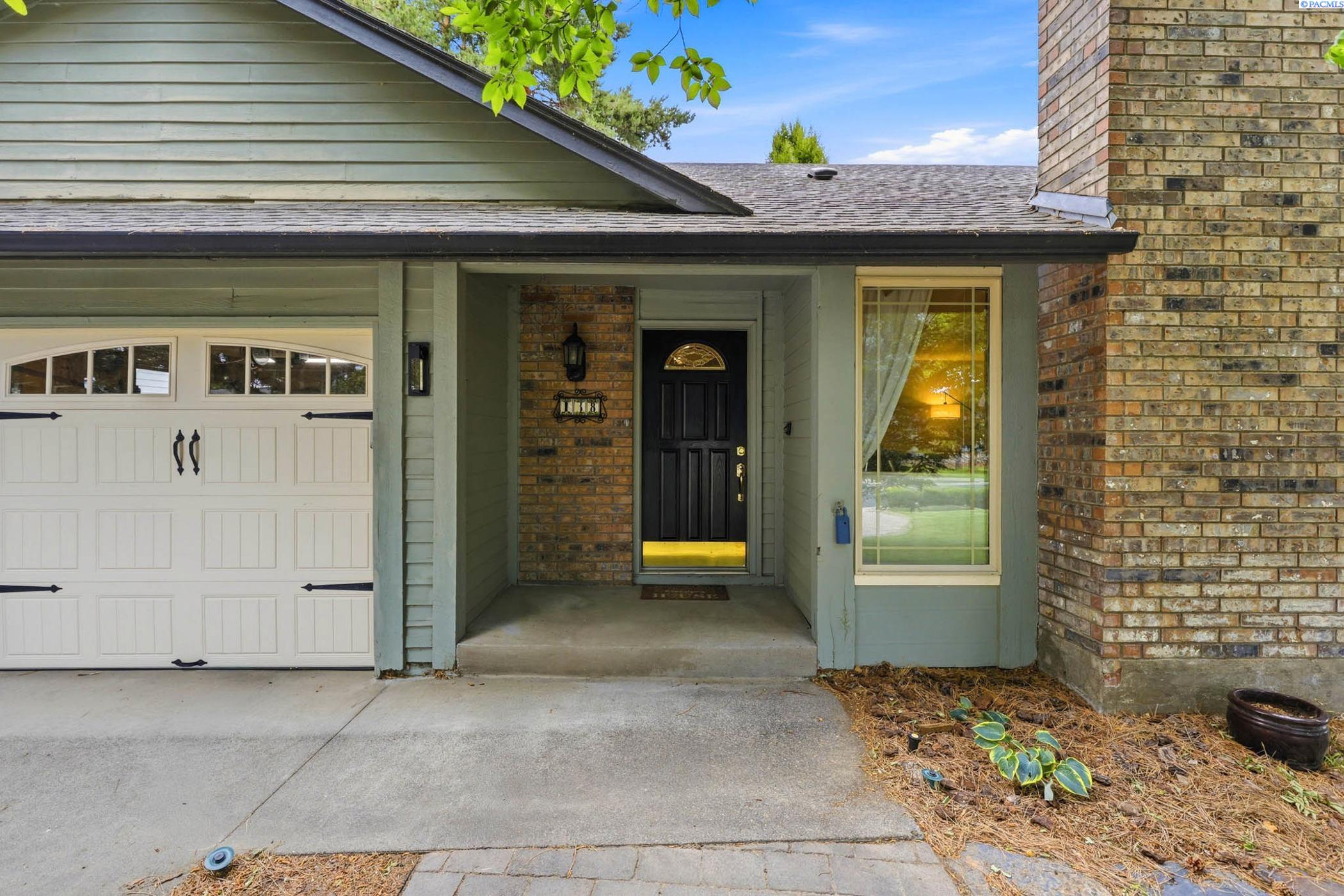 138 Sherman St, Richland, WA 99354