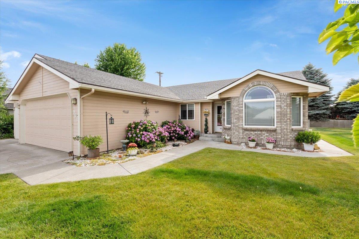 901 Sirron , Richland, WA 99352