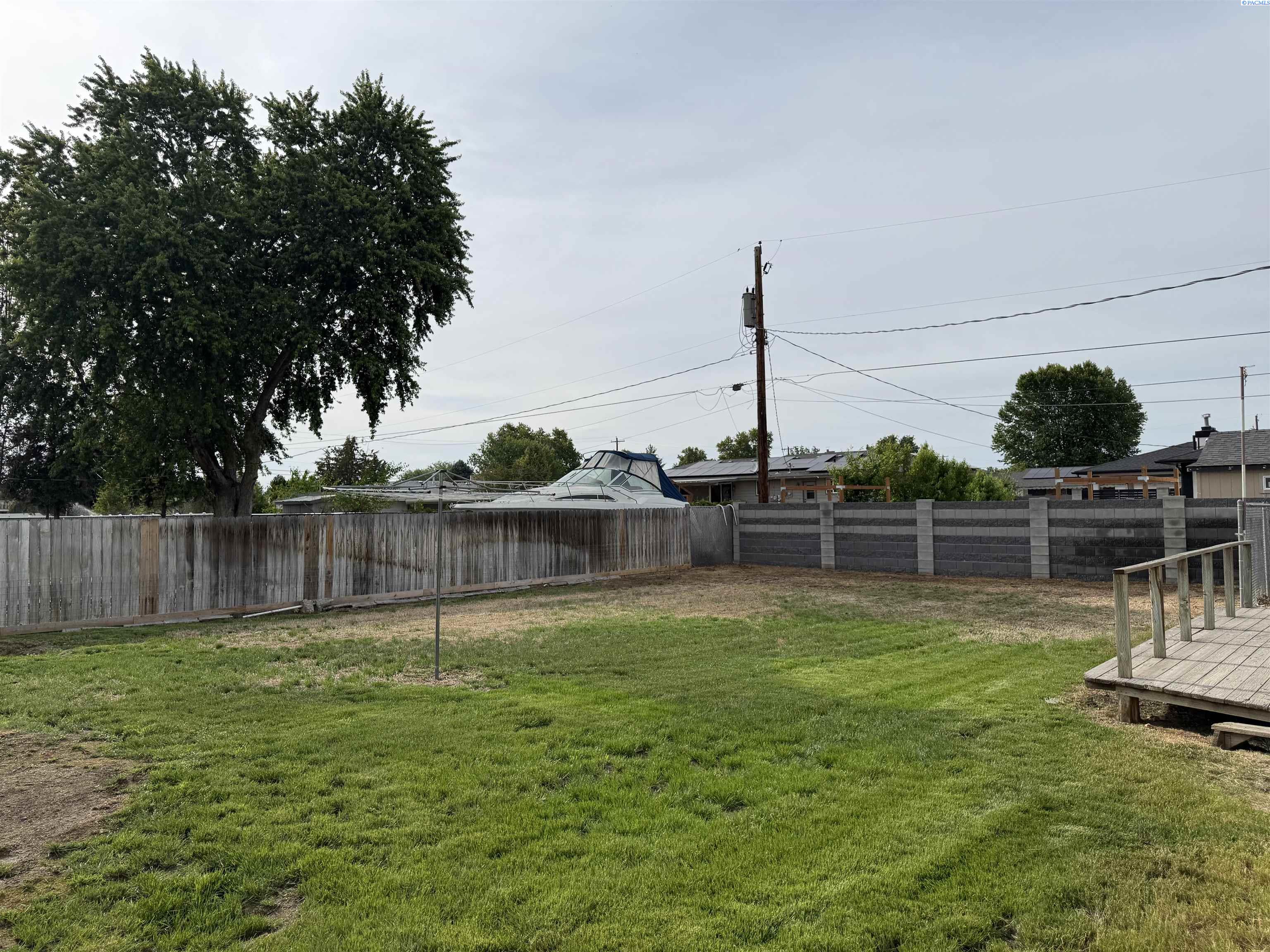 3903 Nixon St, Pasco, WA 99301