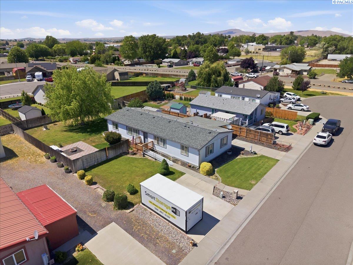 411 Birch Ct, Benton City, WA 99320
