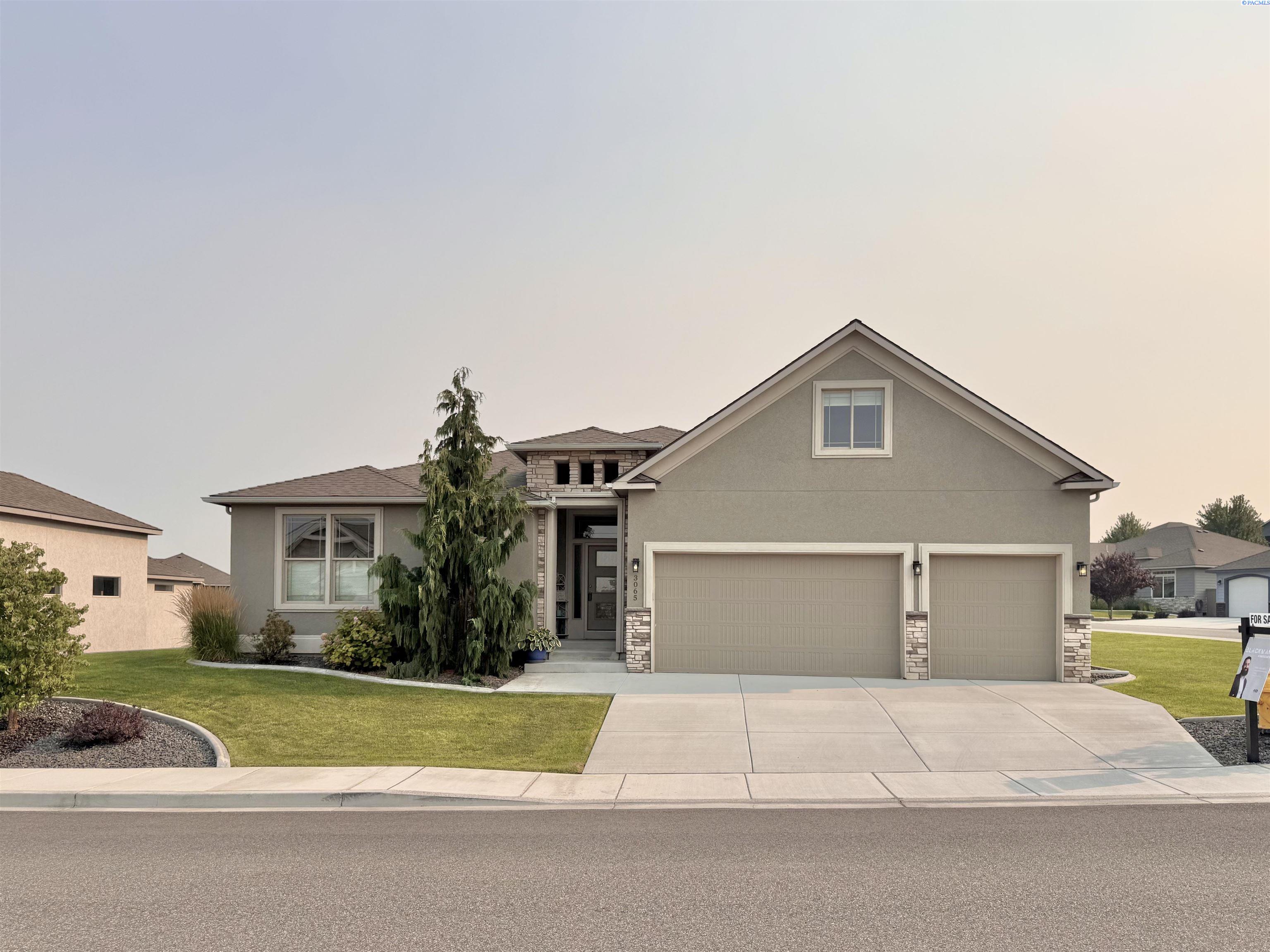 3065 Wild Canyon Way, Richland, WA 99354
