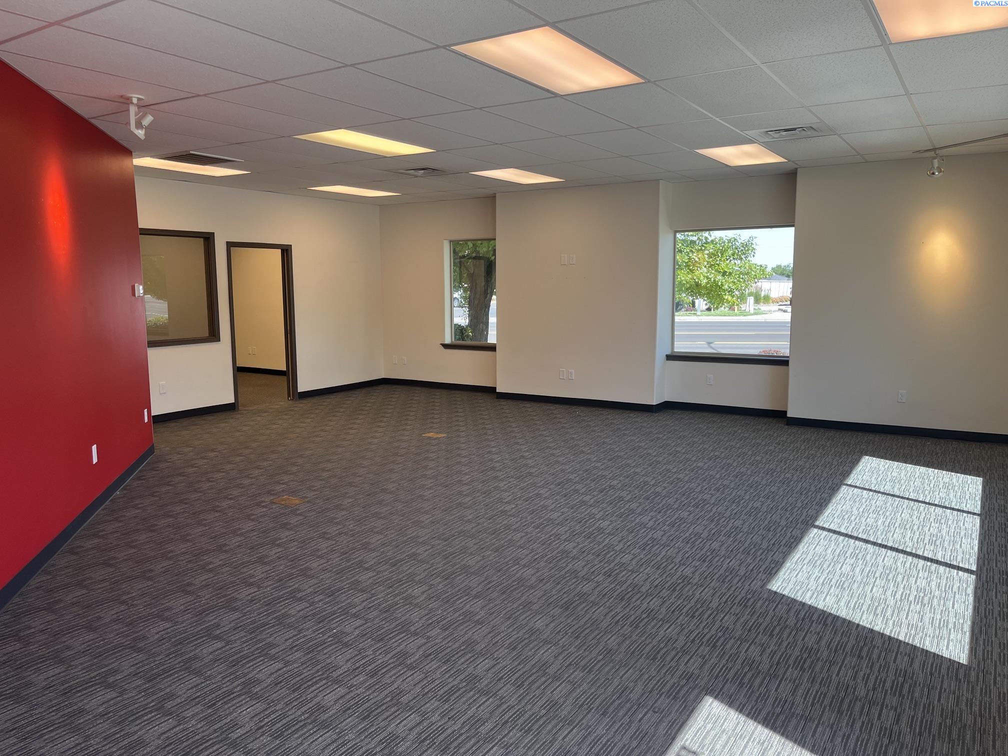 8601 Clearwater  #B, Kennewick, WA 99336